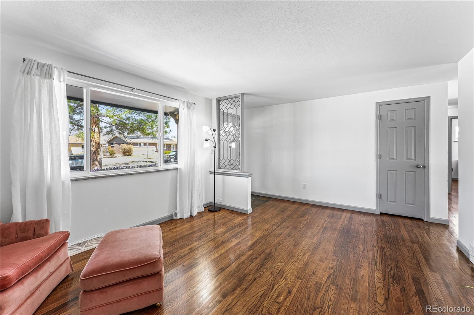 MLS Image #5 for 8118  benton way,arvada, Colorado