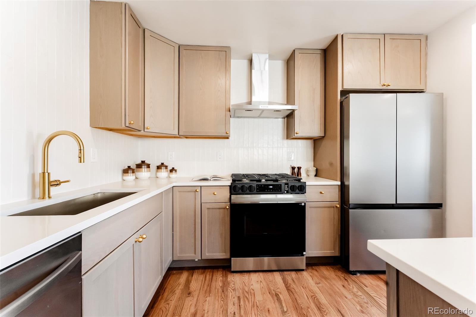 MLS Image #4 for 4790 w mexico avenue,denver, Colorado