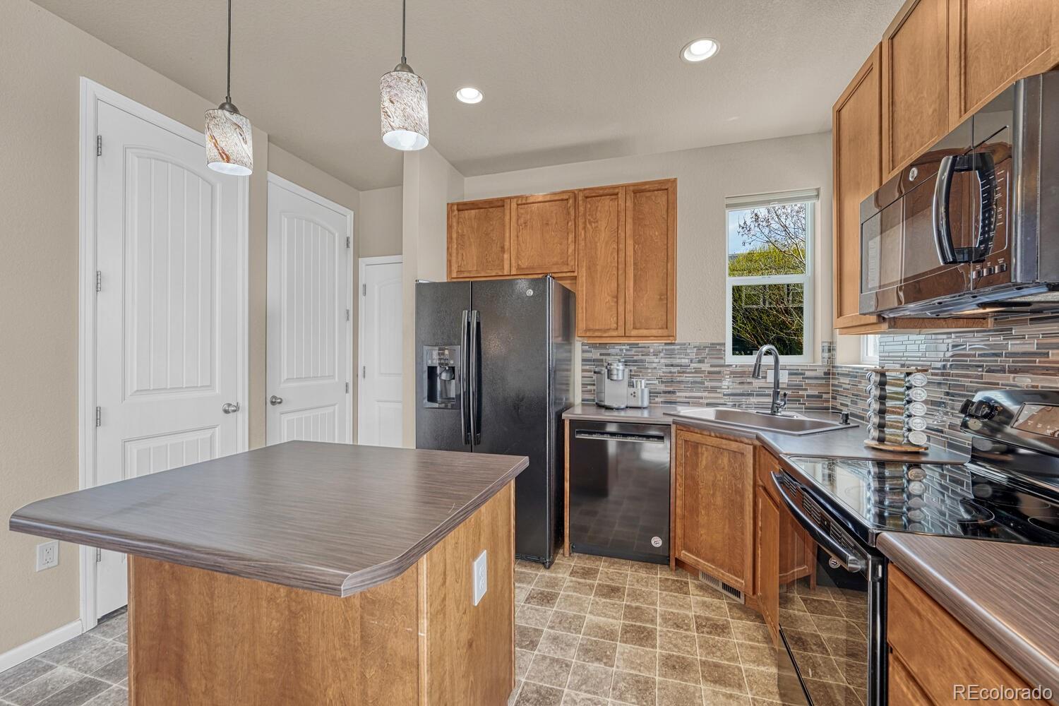MLS Image #9 for 490  dukes way,dacono, Colorado