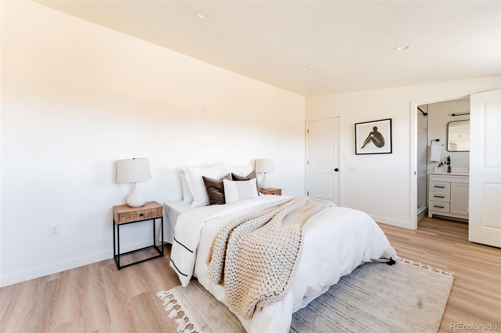 MLS Image #5 for 1300 s quivas street,denver, Colorado