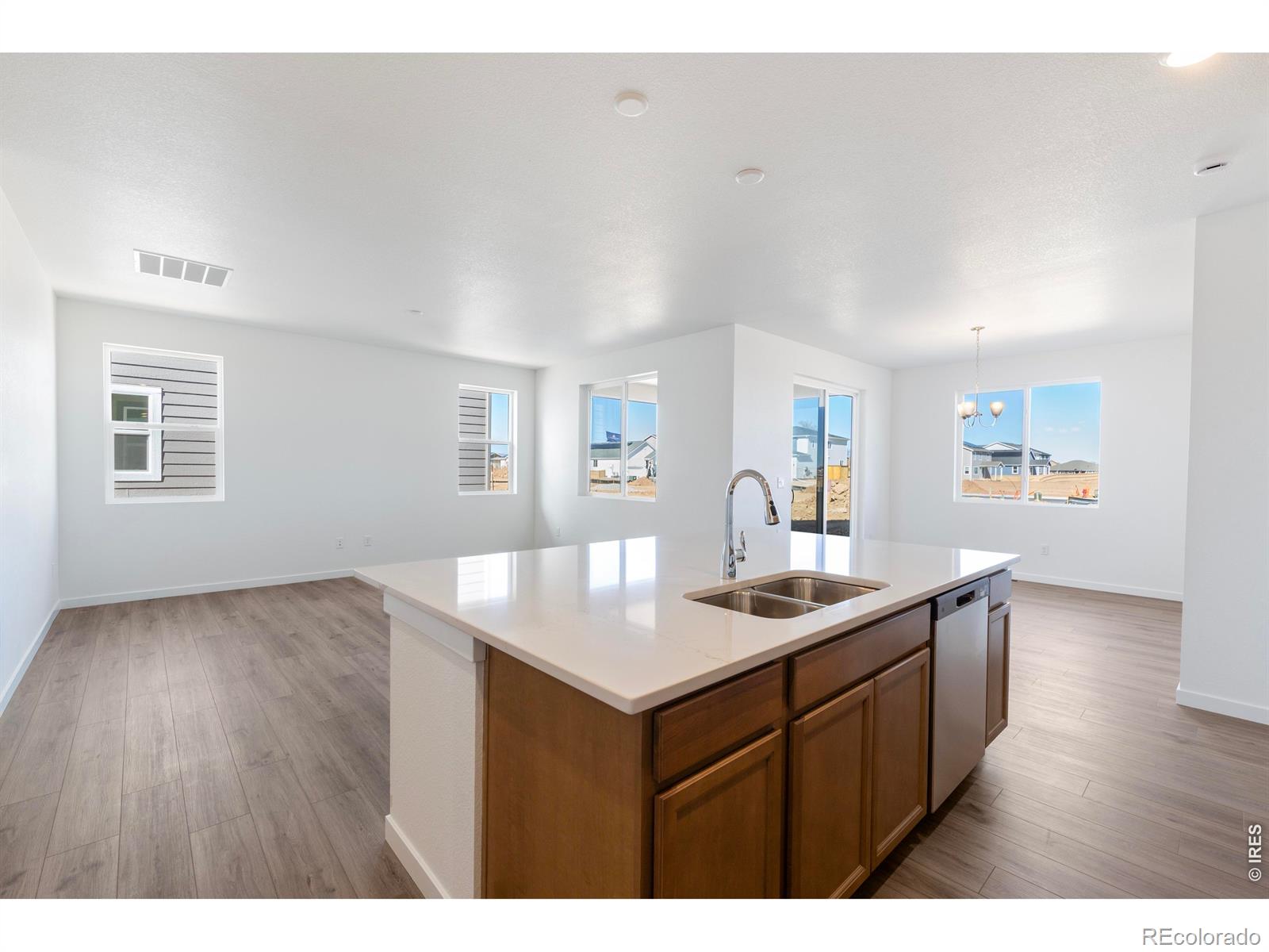 MLS Image #5 for 1454  boyle street,windsor, Colorado