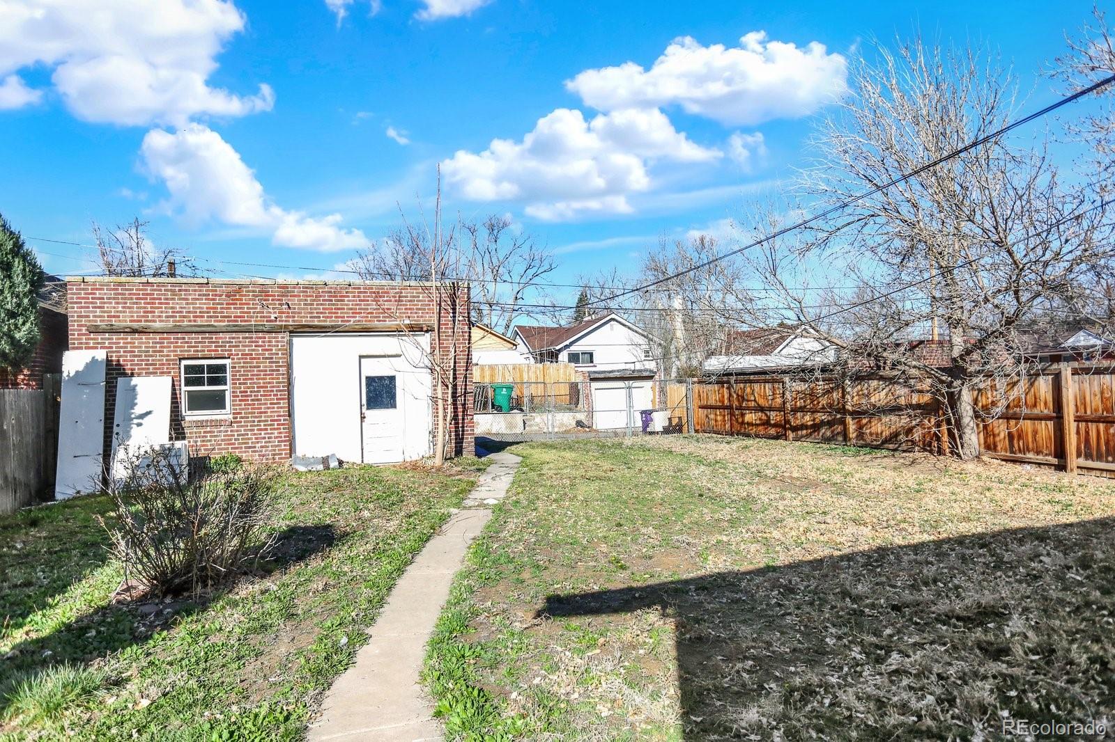 MLS Image #13 for 2451 n york street,denver, Colorado