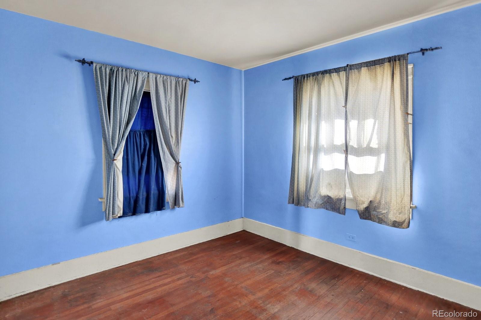 MLS Image #4 for 2451 n york street,denver, Colorado
