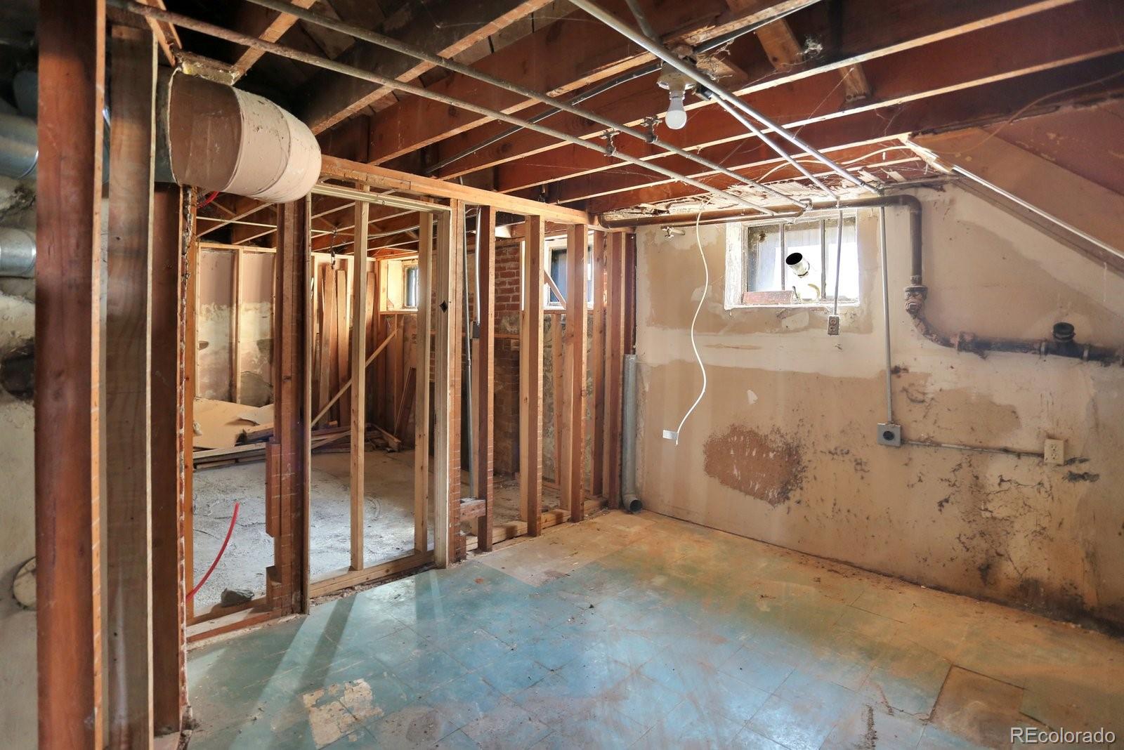 MLS Image #8 for 2451 n york street,denver, Colorado