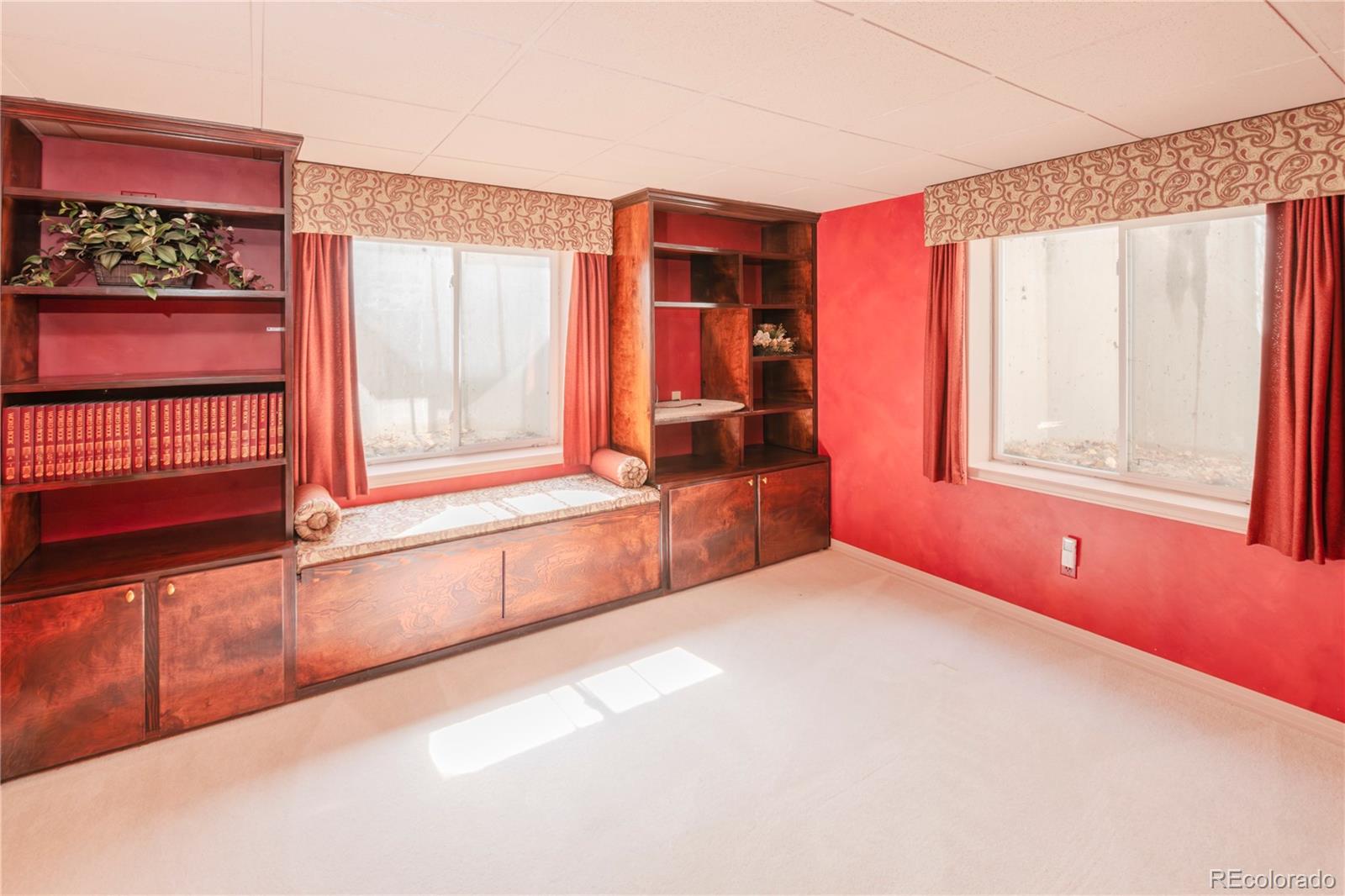 MLS Image #15 for 937 s emporia street,denver, Colorado