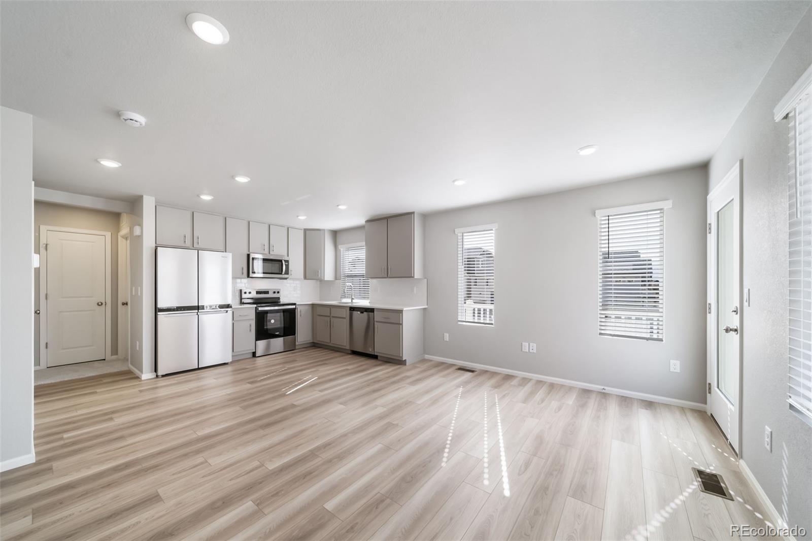 MLS Image #8 for 12595 e 101st drive,commerce city, Colorado