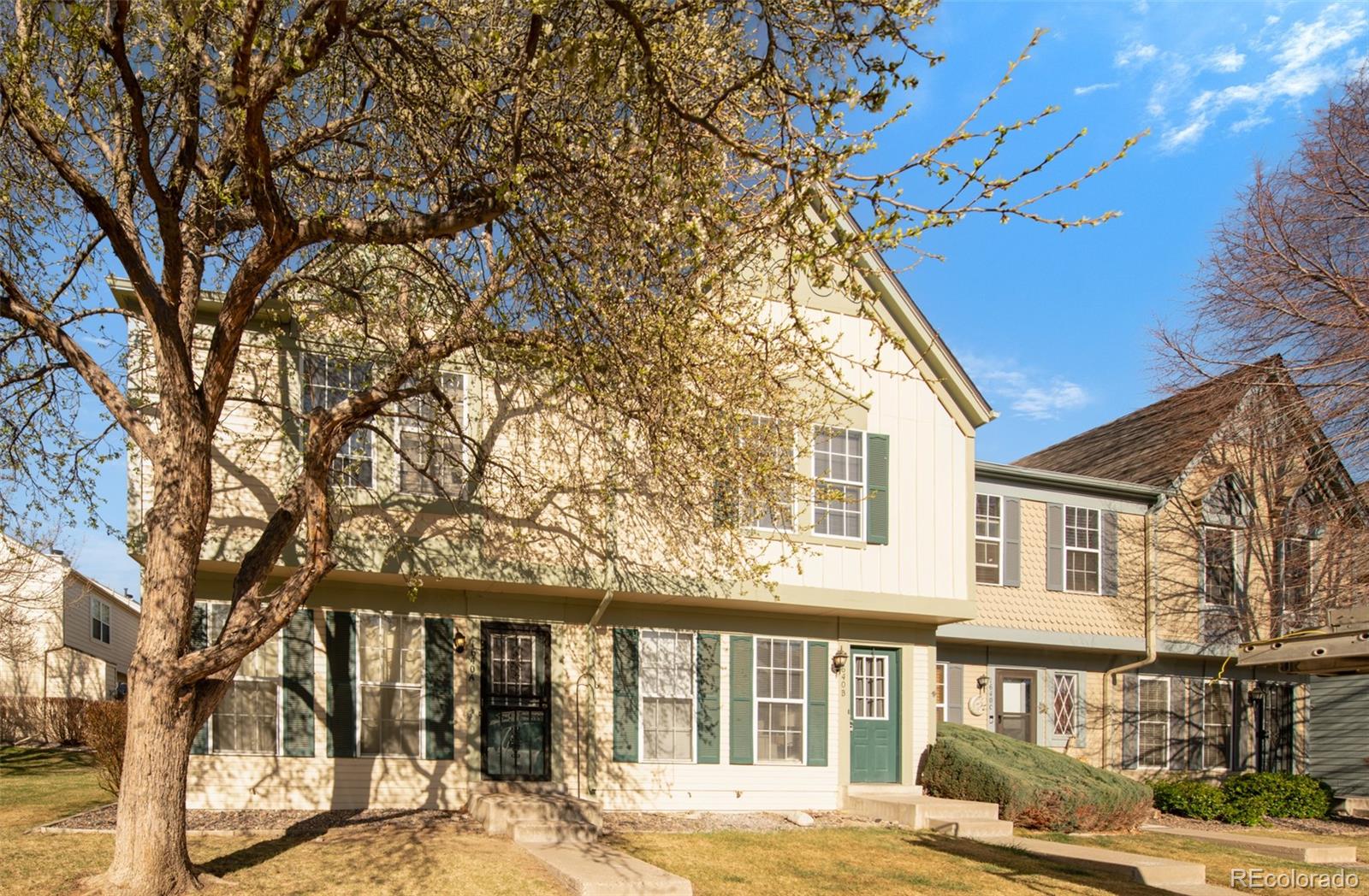 MLS Image #3 for 1640 s ivory circle,aurora, Colorado