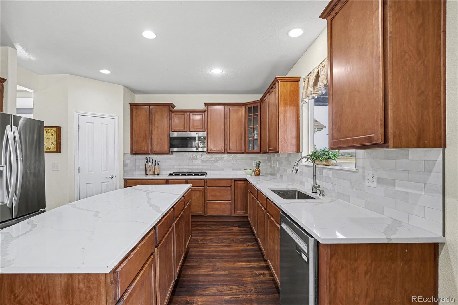 MLS Image #14 for 10871  chambers way,commerce city, Colorado
