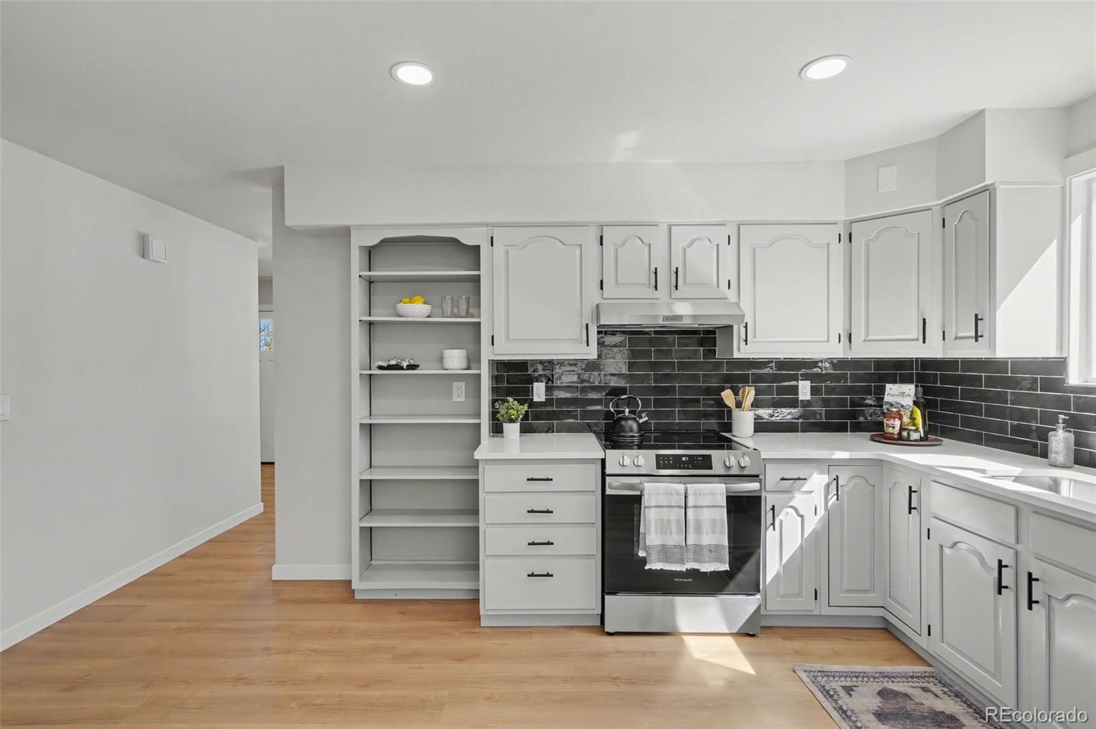 MLS Image #11 for 2312 n 7th street,colorado springs, Colorado