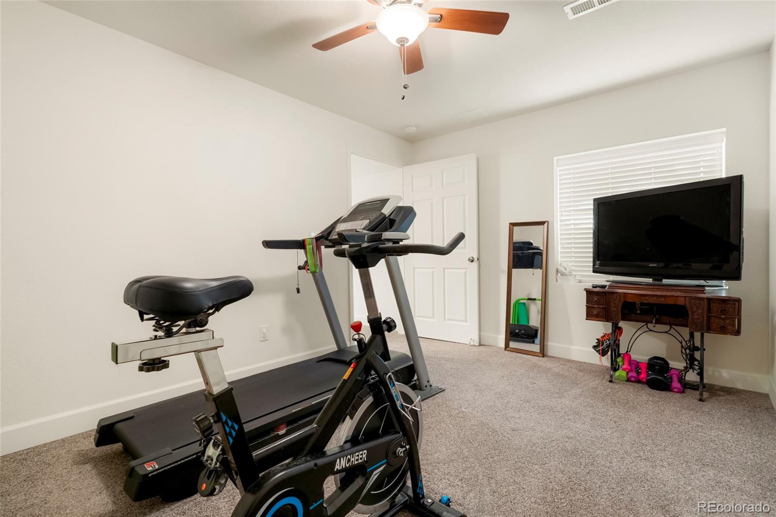 MLS Image #26 for 20592 e duke drive,aurora, Colorado