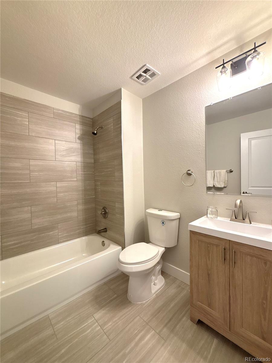 MLS Image #14 for 7038 w frost place,littleton, Colorado
