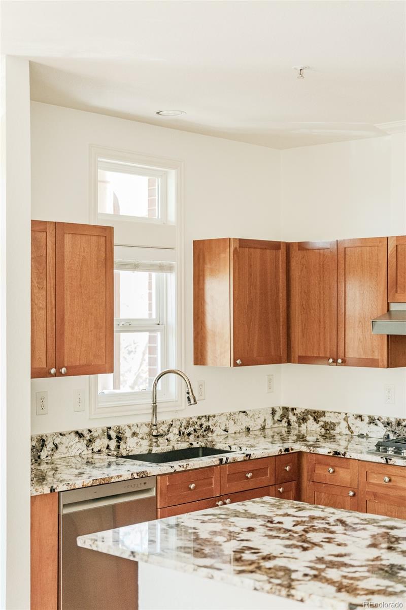 MLS Image #12 for 40  garfield street a,denver, Colorado