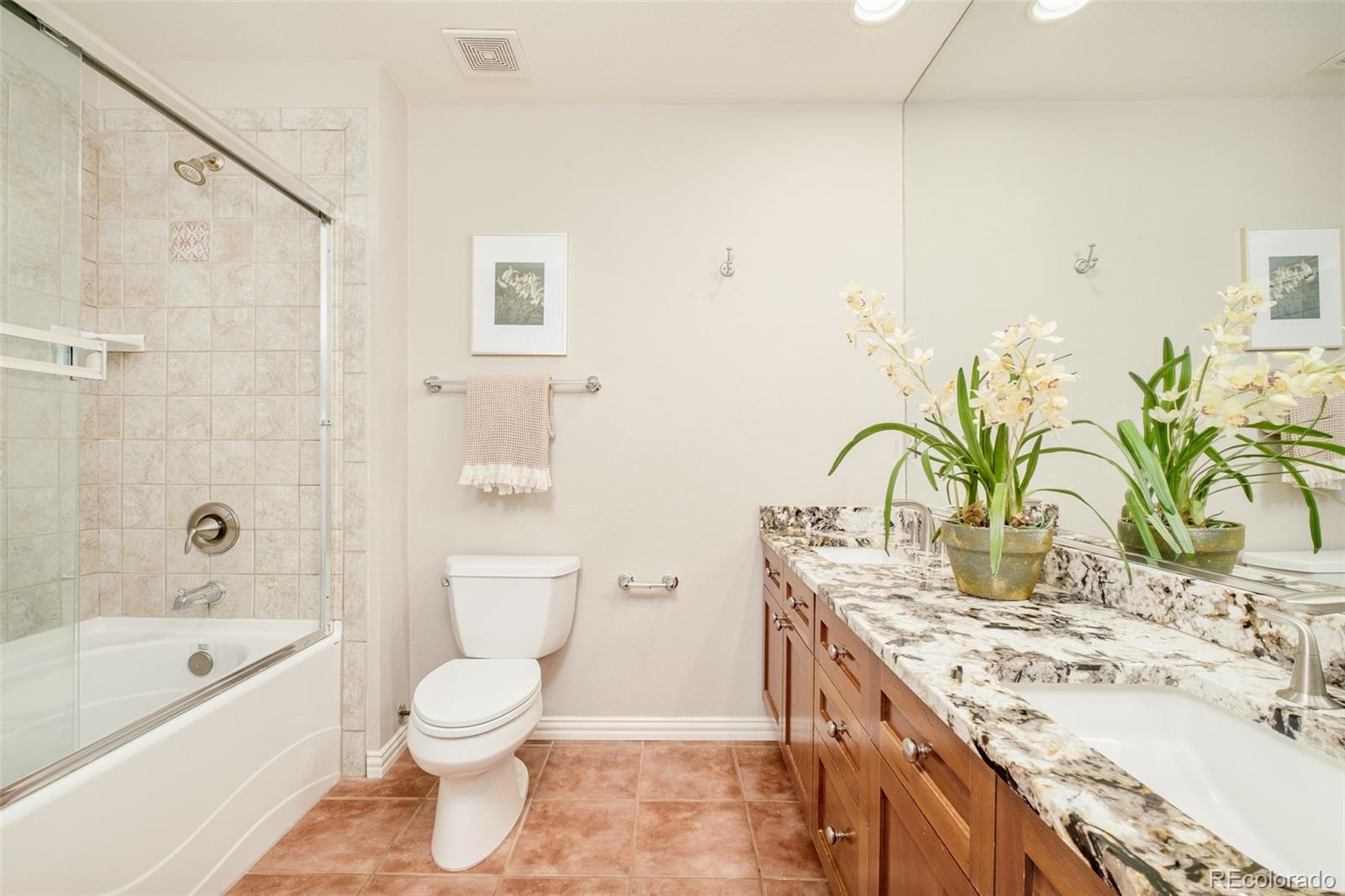 MLS Image #17 for 40  garfield street a,denver, Colorado