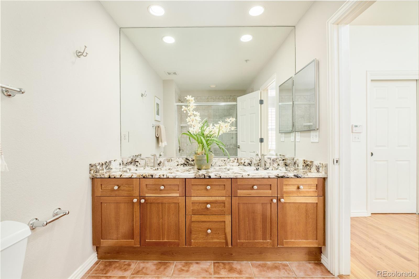 MLS Image #18 for 40  garfield street a,denver, Colorado