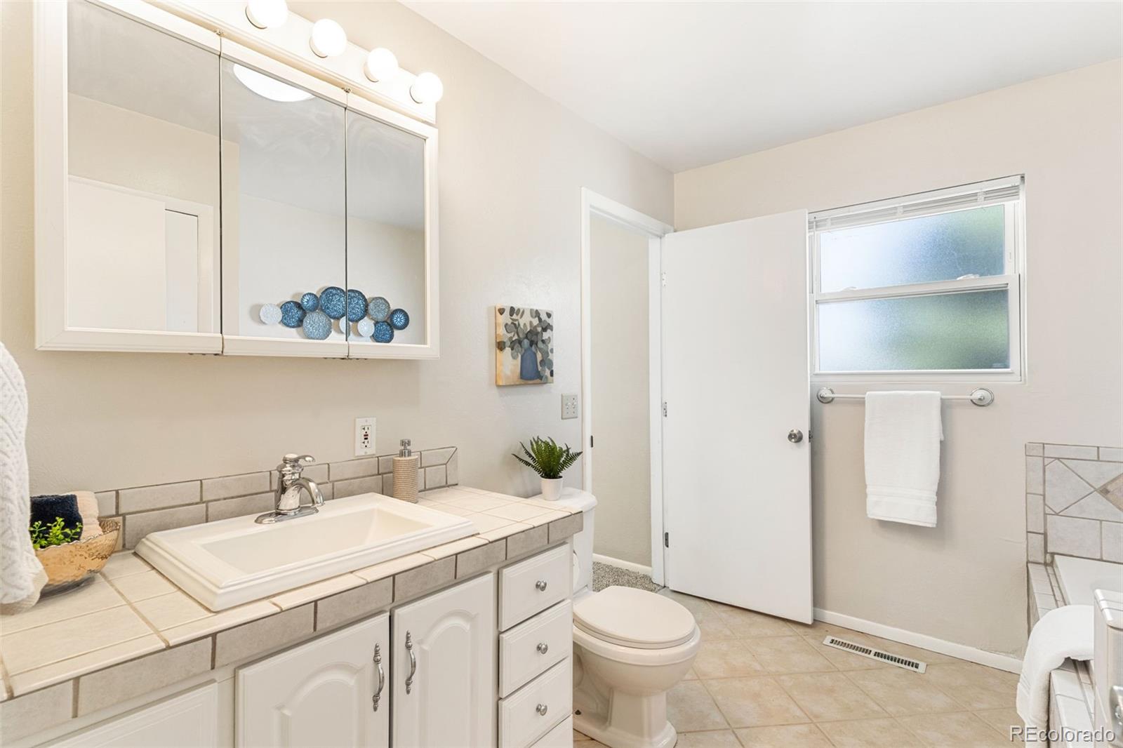 MLS Image #18 for 1728 n chestnut street,colorado springs, Colorado