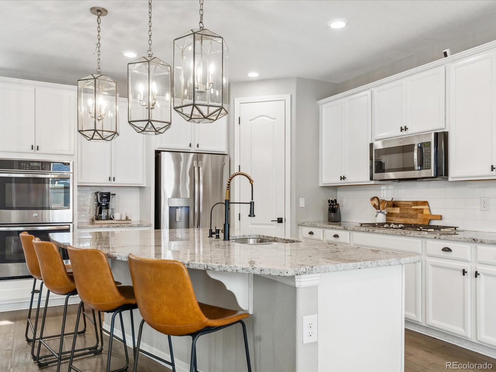 MLS Image #12 for 5223  chester street,denver, Colorado