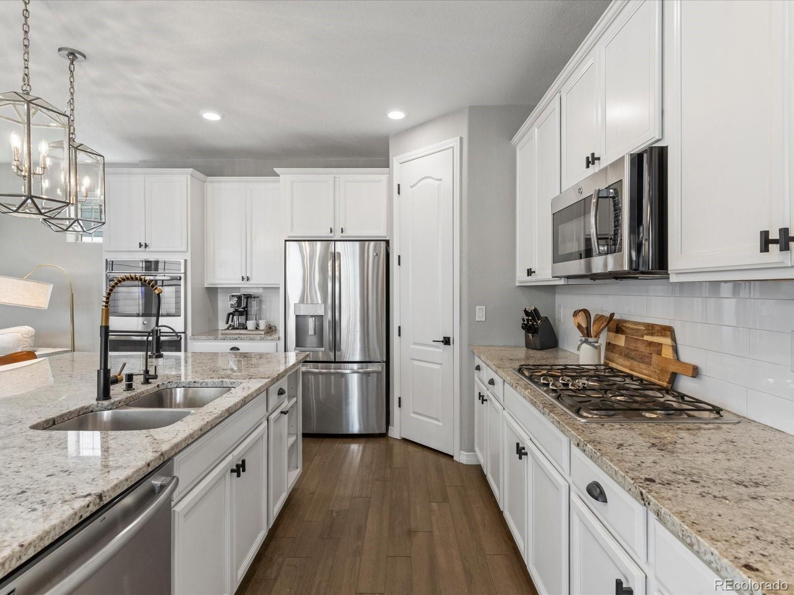 MLS Image #13 for 5223  chester street,denver, Colorado