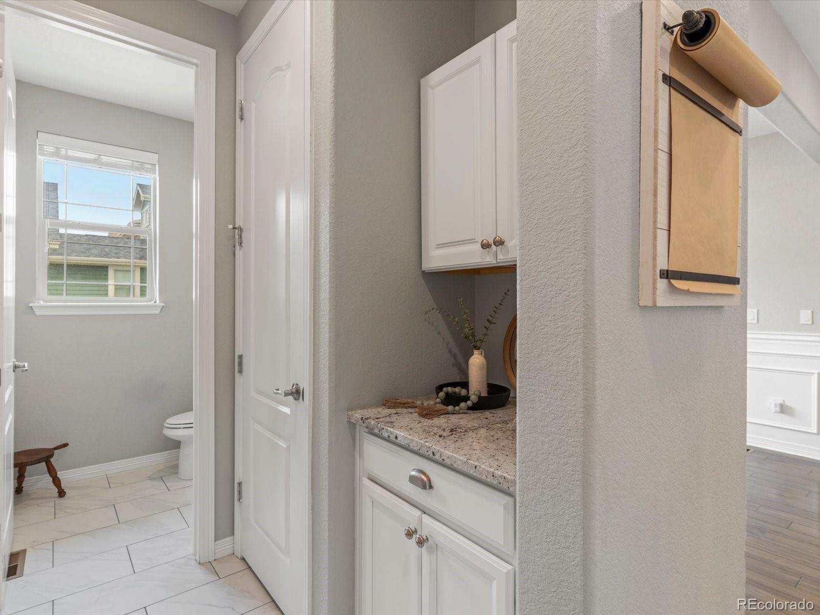 MLS Image #16 for 5223  chester street,denver, Colorado