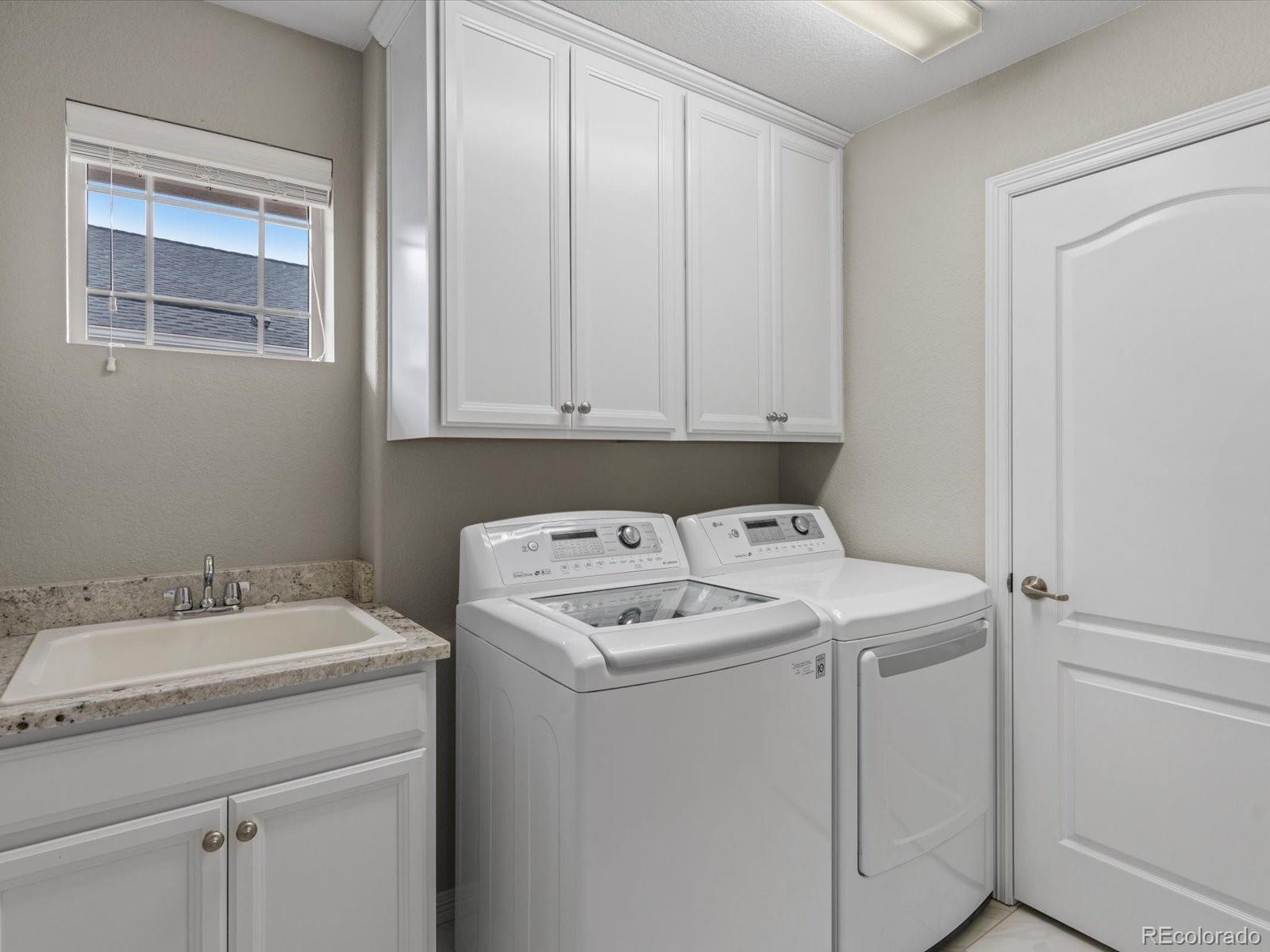 MLS Image #29 for 5223  chester street,denver, Colorado
