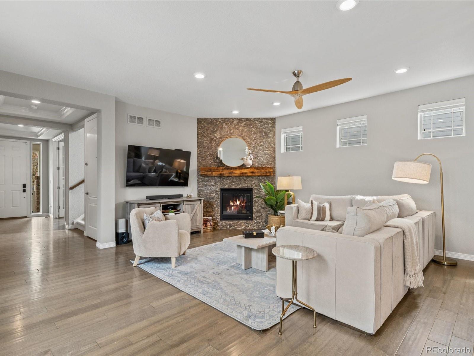 MLS Image #9 for 5223  chester street,denver, Colorado