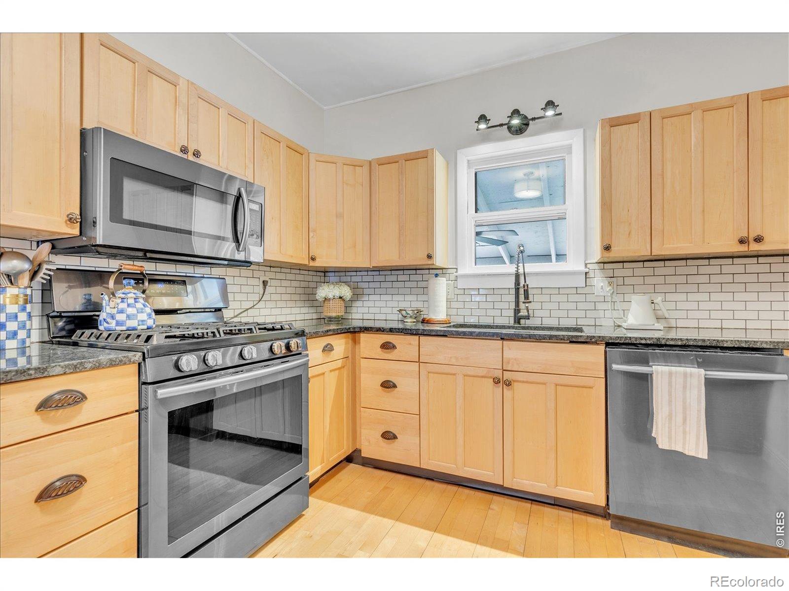 MLS Image #18 for 120  bowen street,longmont, Colorado