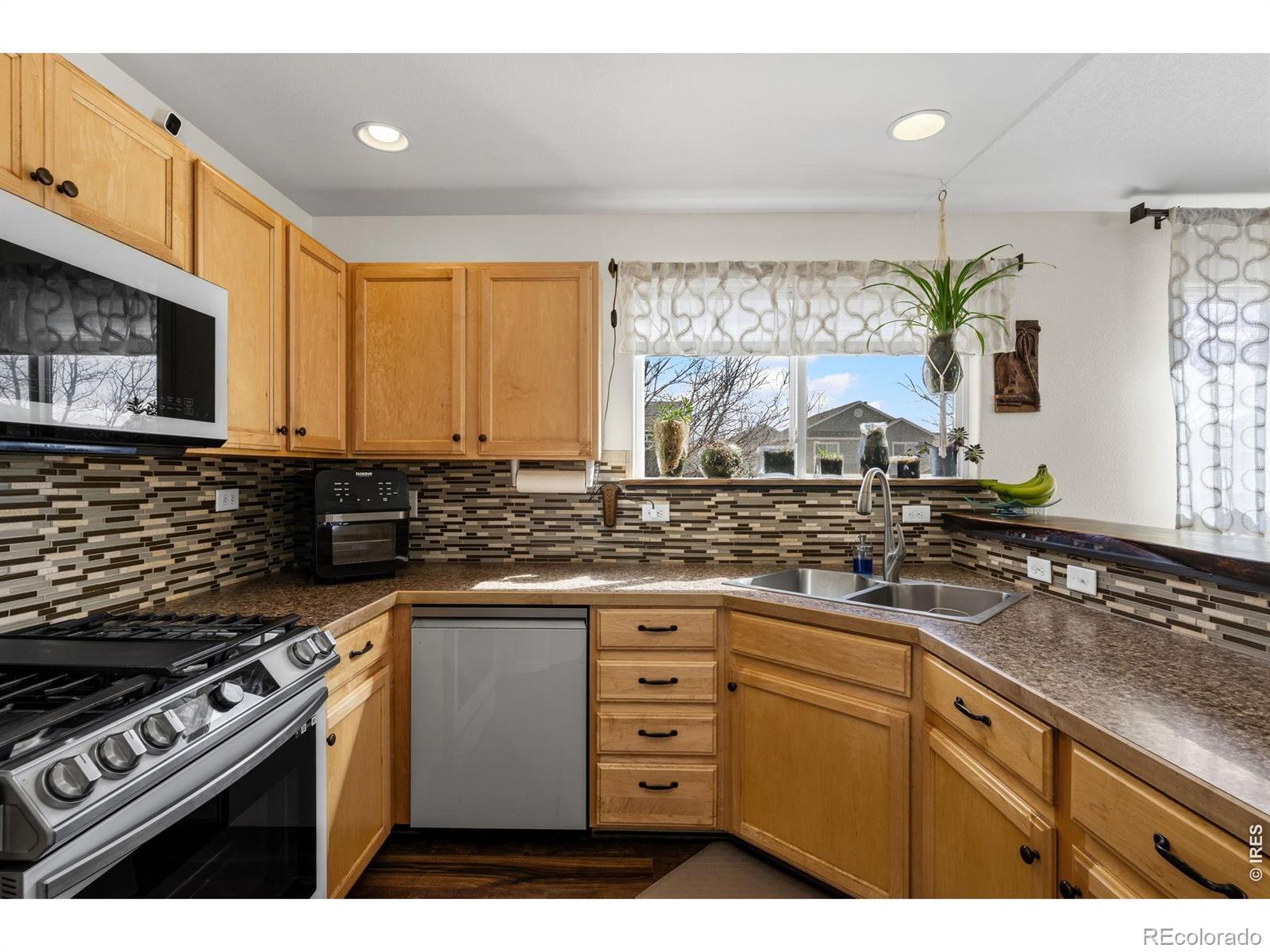 MLS Image #12 for 2324  woodbury lane,fort collins, Colorado