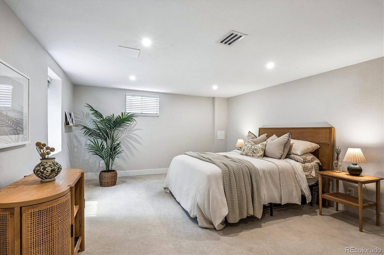 MLS Image #36 for 846 s jersey street,denver, Colorado