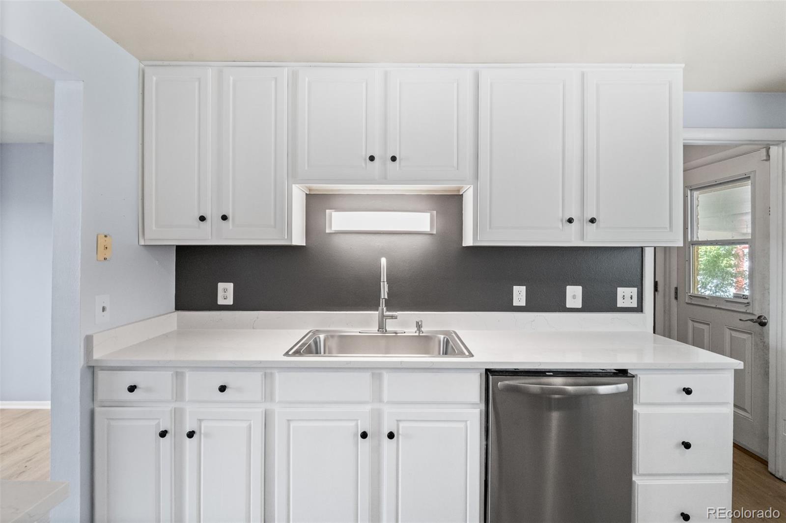 MLS Image #12 for 3512 w patterson place,littleton, Colorado