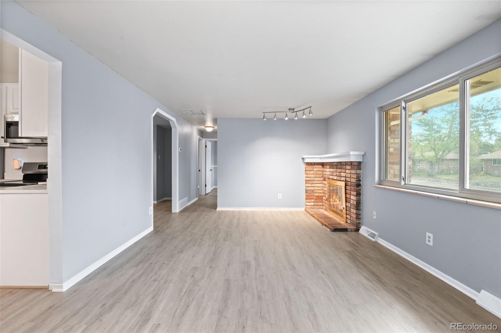 MLS Image #5 for 3512 w patterson place,littleton, Colorado