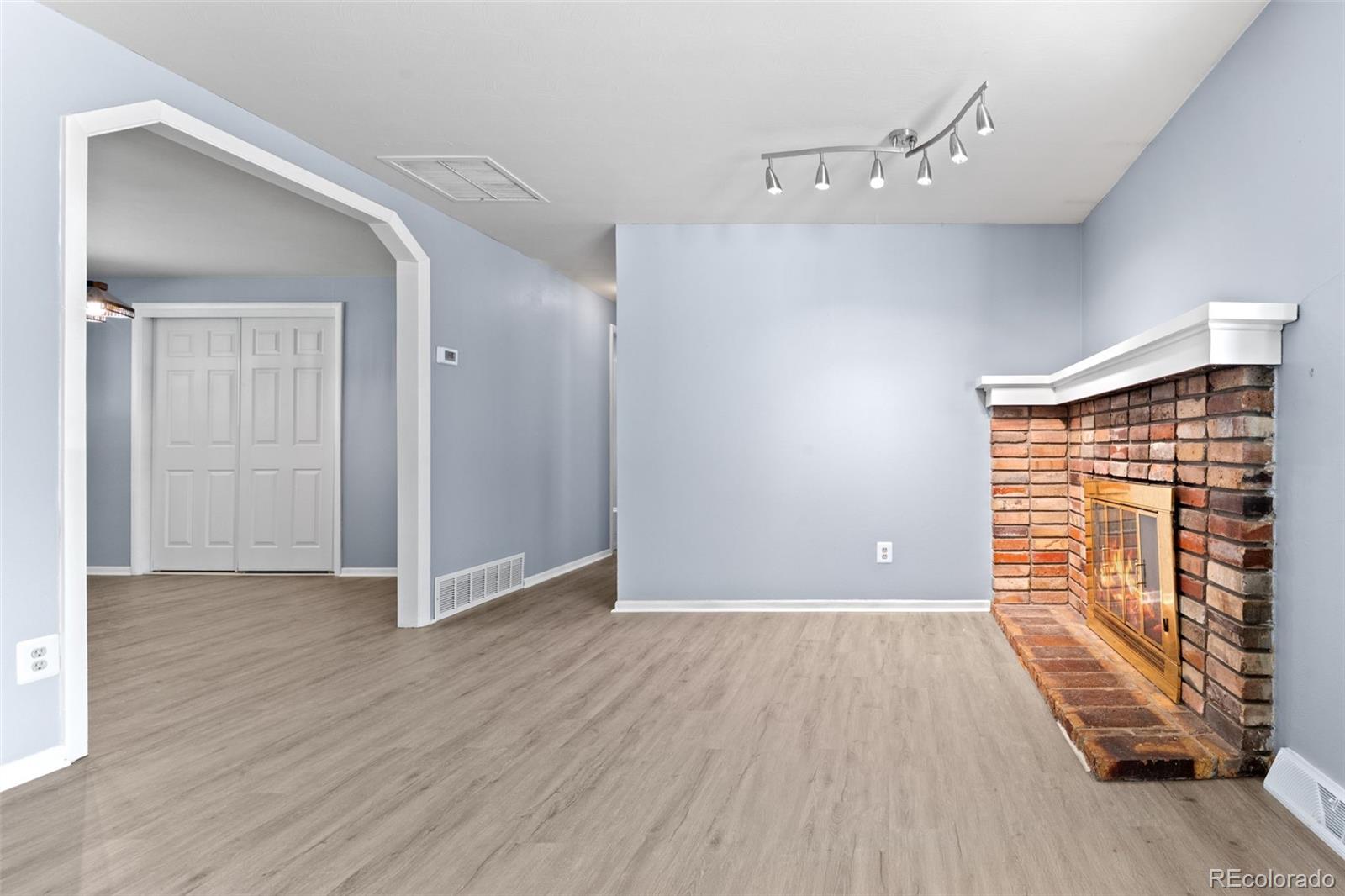 MLS Image #6 for 3512 w patterson place,littleton, Colorado