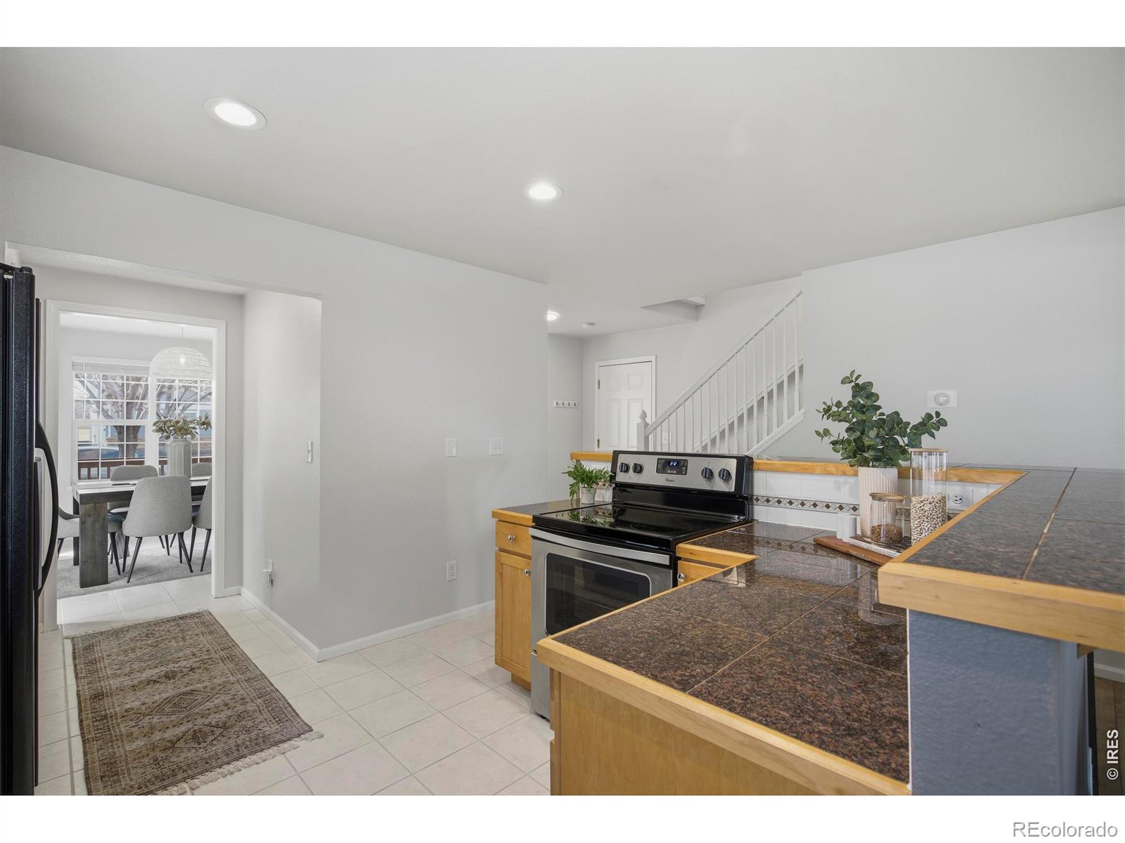 MLS Image #10 for 2908  des moines drive,fort collins, Colorado