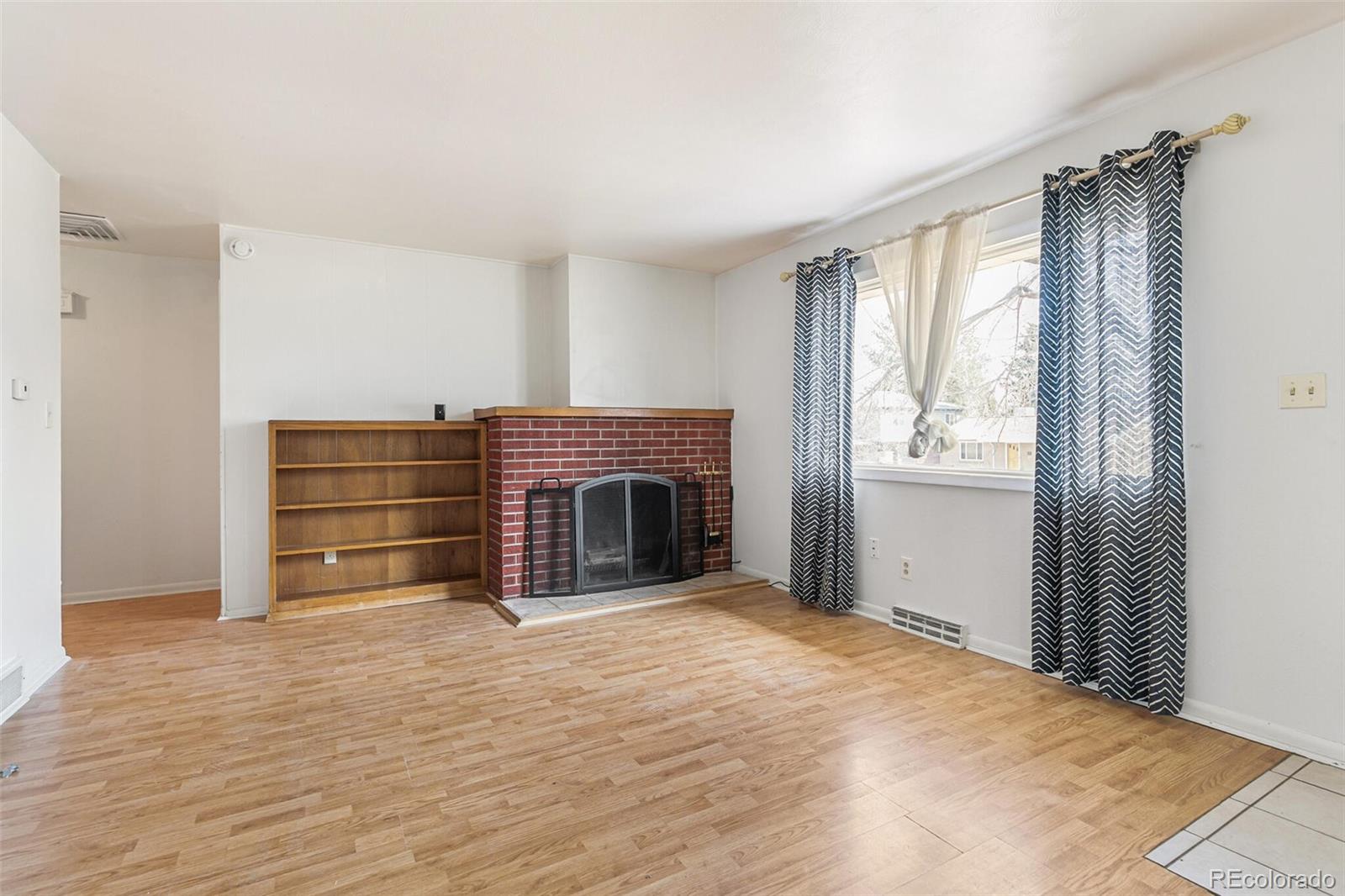 MLS Image #2 for 5525 s elmwood street,littleton, Colorado