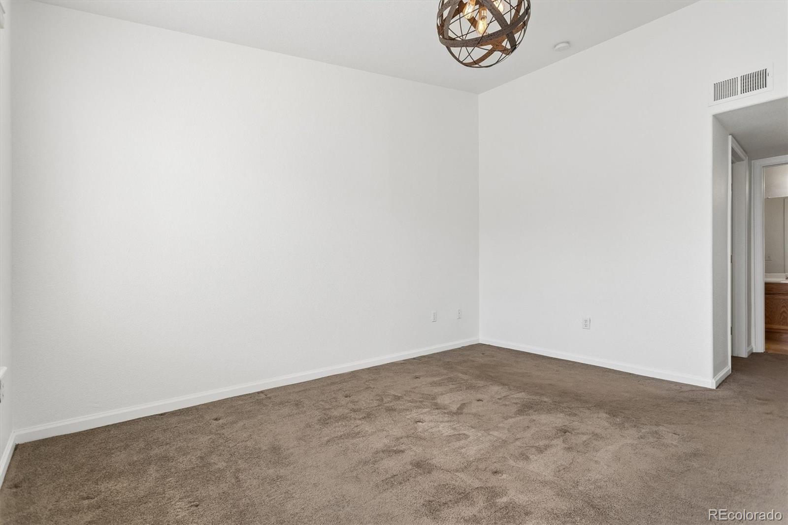 MLS Image #9 for 9991 e idaho circle 204,aurora, Colorado