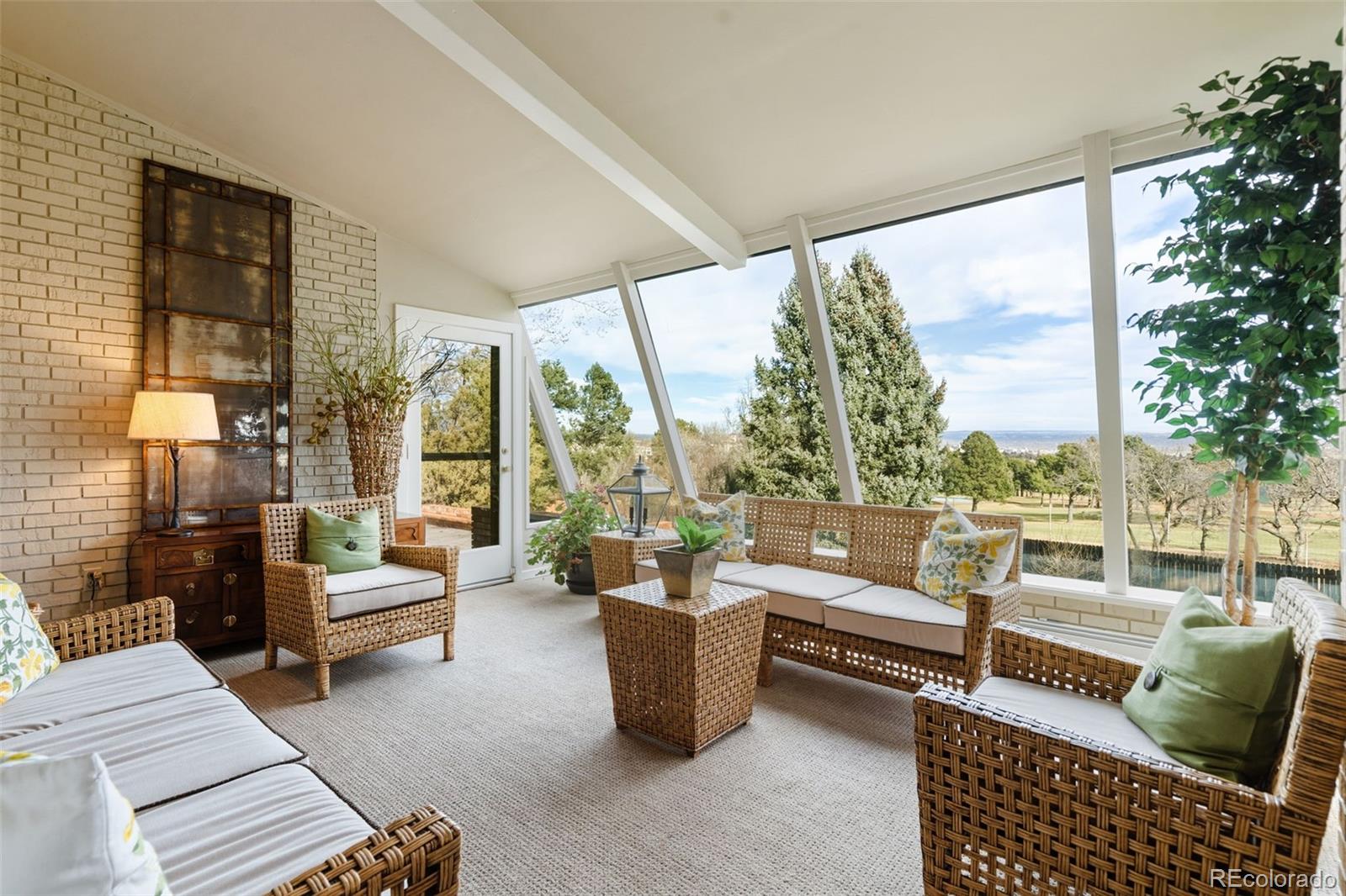 MLS Image #10 for 2  penrose lane,colorado springs, Colorado