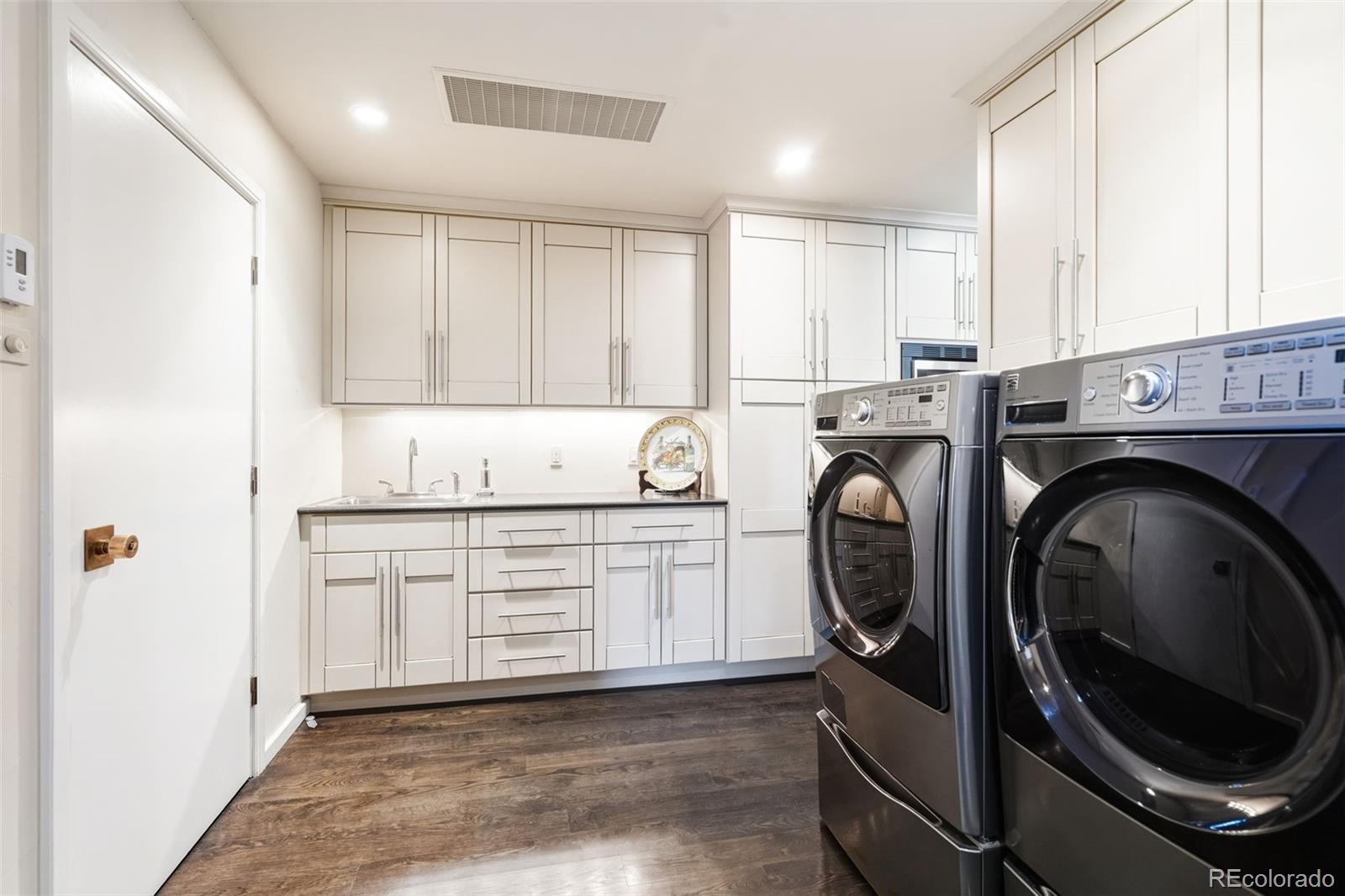 MLS Image #27 for 2  penrose lane,colorado springs, Colorado