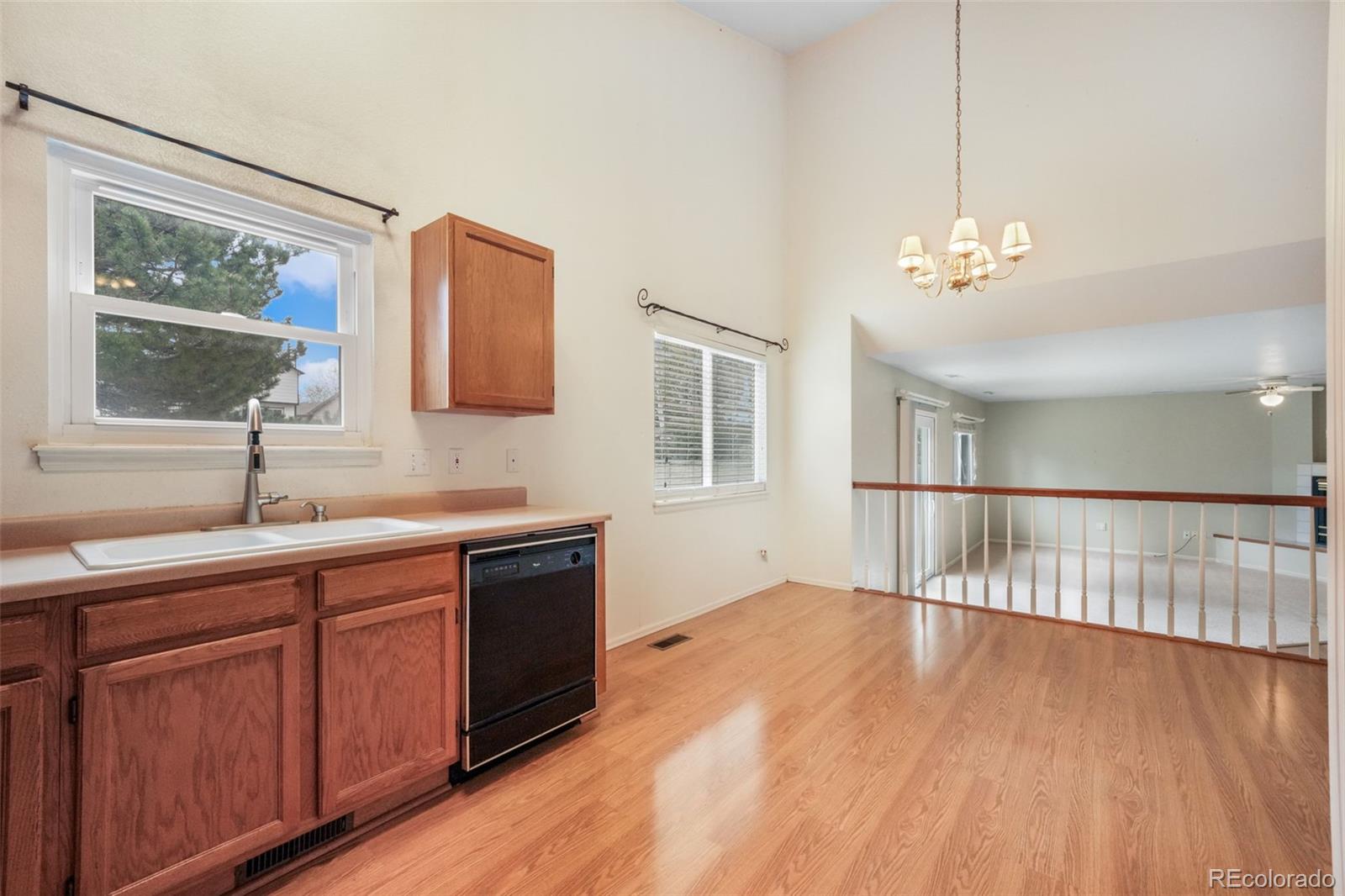 MLS Image #10 for 3390  richmond drive,colorado springs, Colorado
