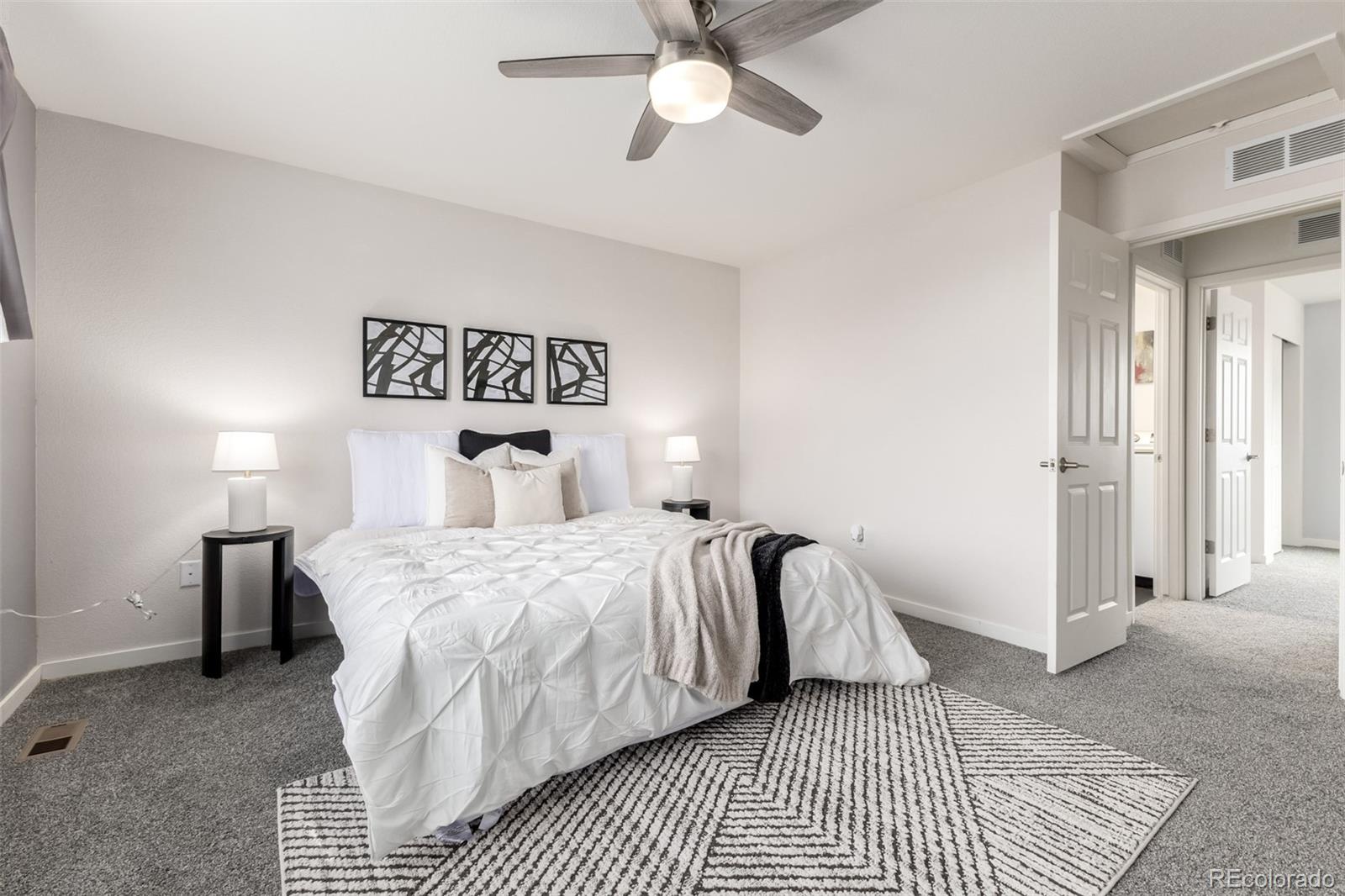 MLS Image #13 for 19090 e 55th avenue,denver, Colorado