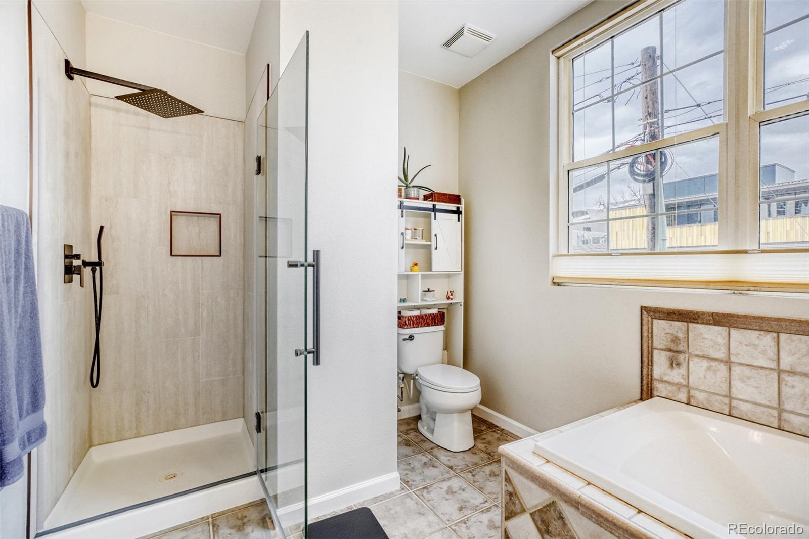 MLS Image #18 for 1200  cherokee street 105,denver, Colorado