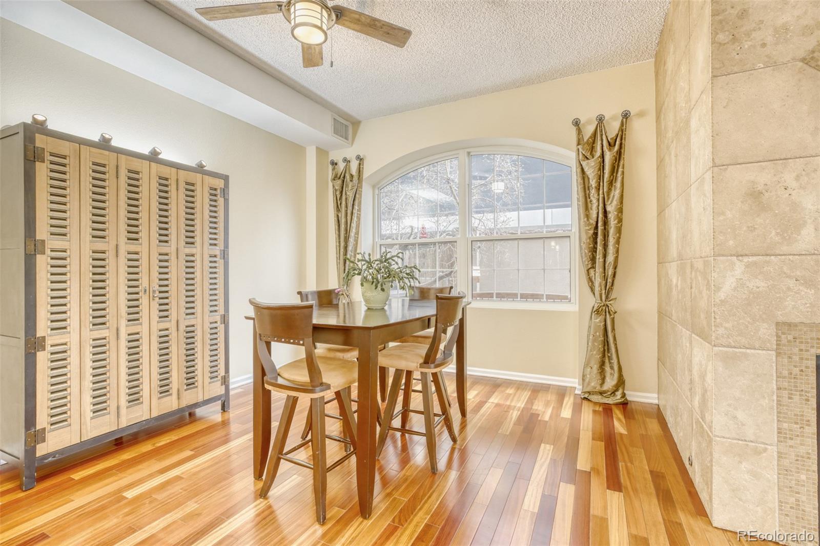 MLS Image #3 for 1200  cherokee street 105,denver, Colorado