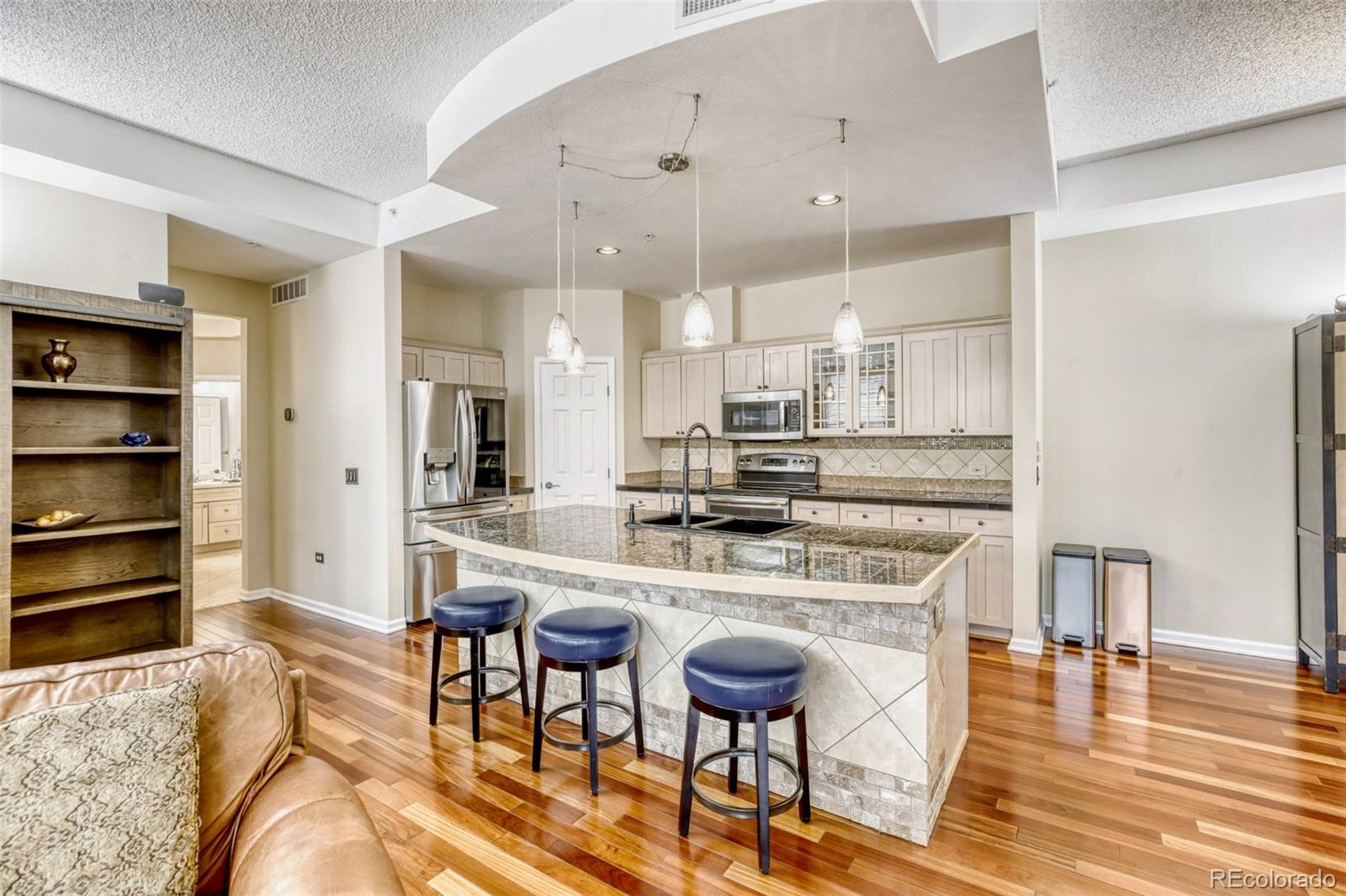 MLS Image #6 for 1200  cherokee street 105,denver, Colorado