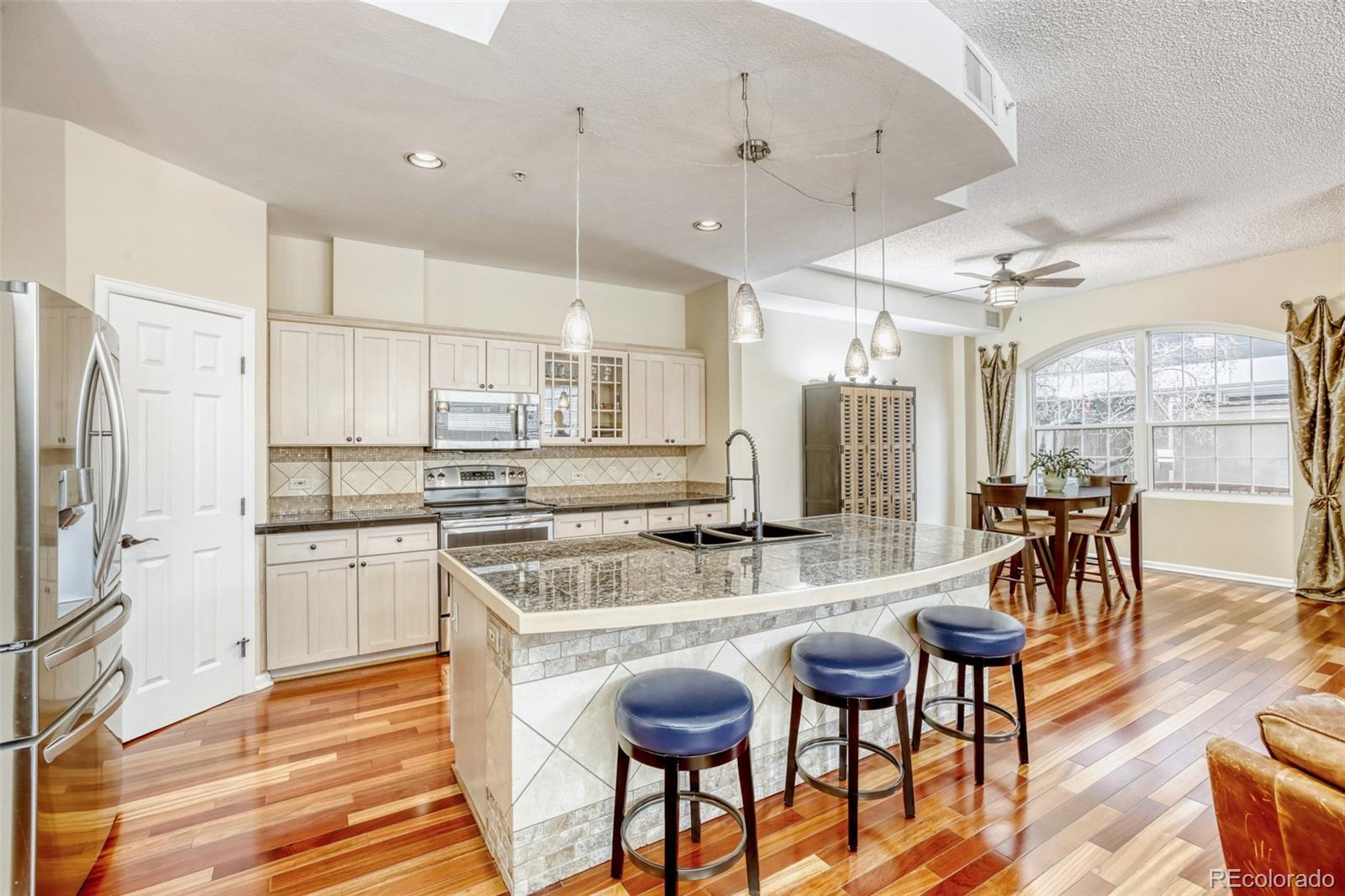MLS Image #7 for 1200  cherokee street 105,denver, Colorado
