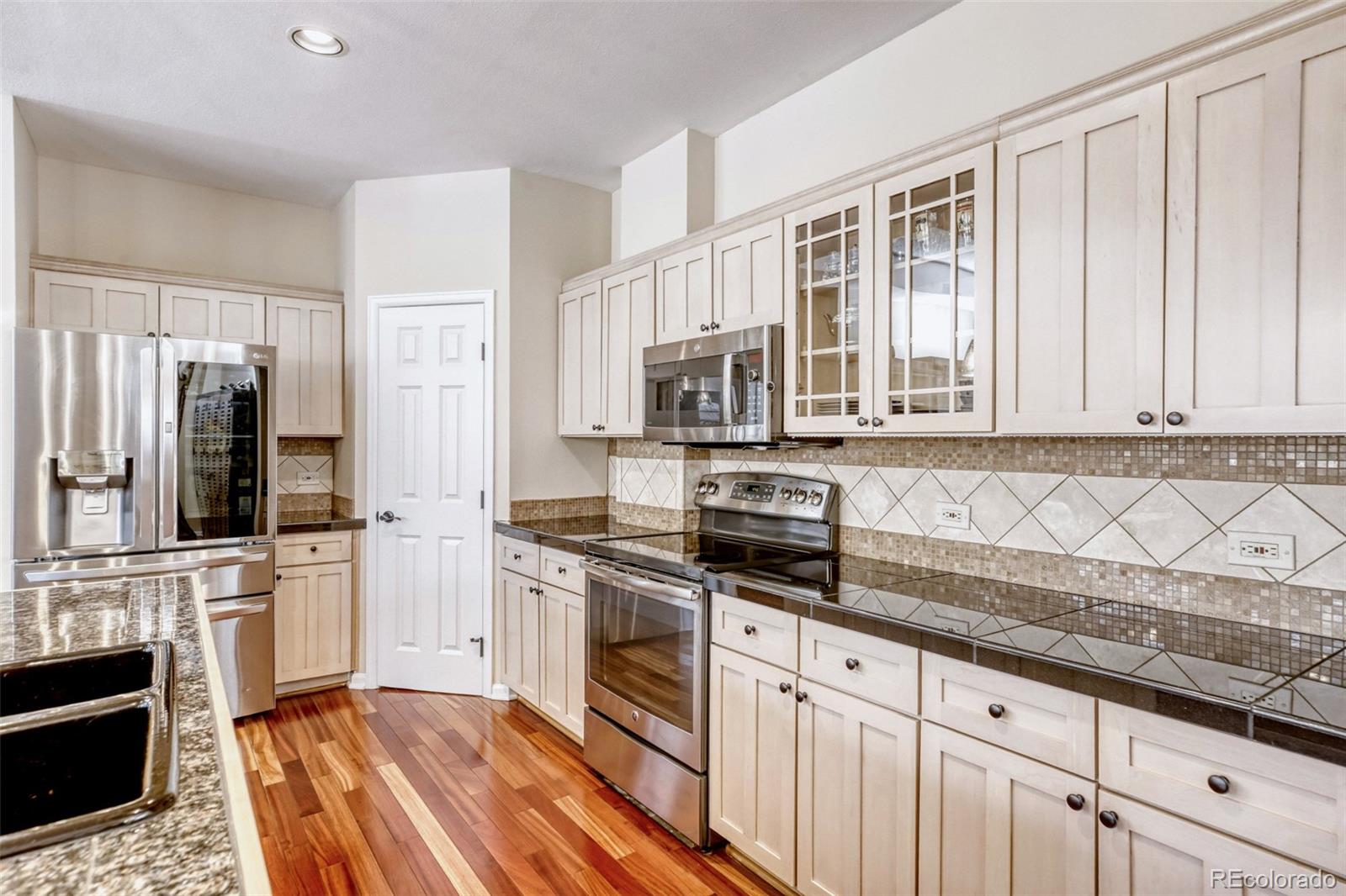MLS Image #8 for 1200  cherokee street 105,denver, Colorado