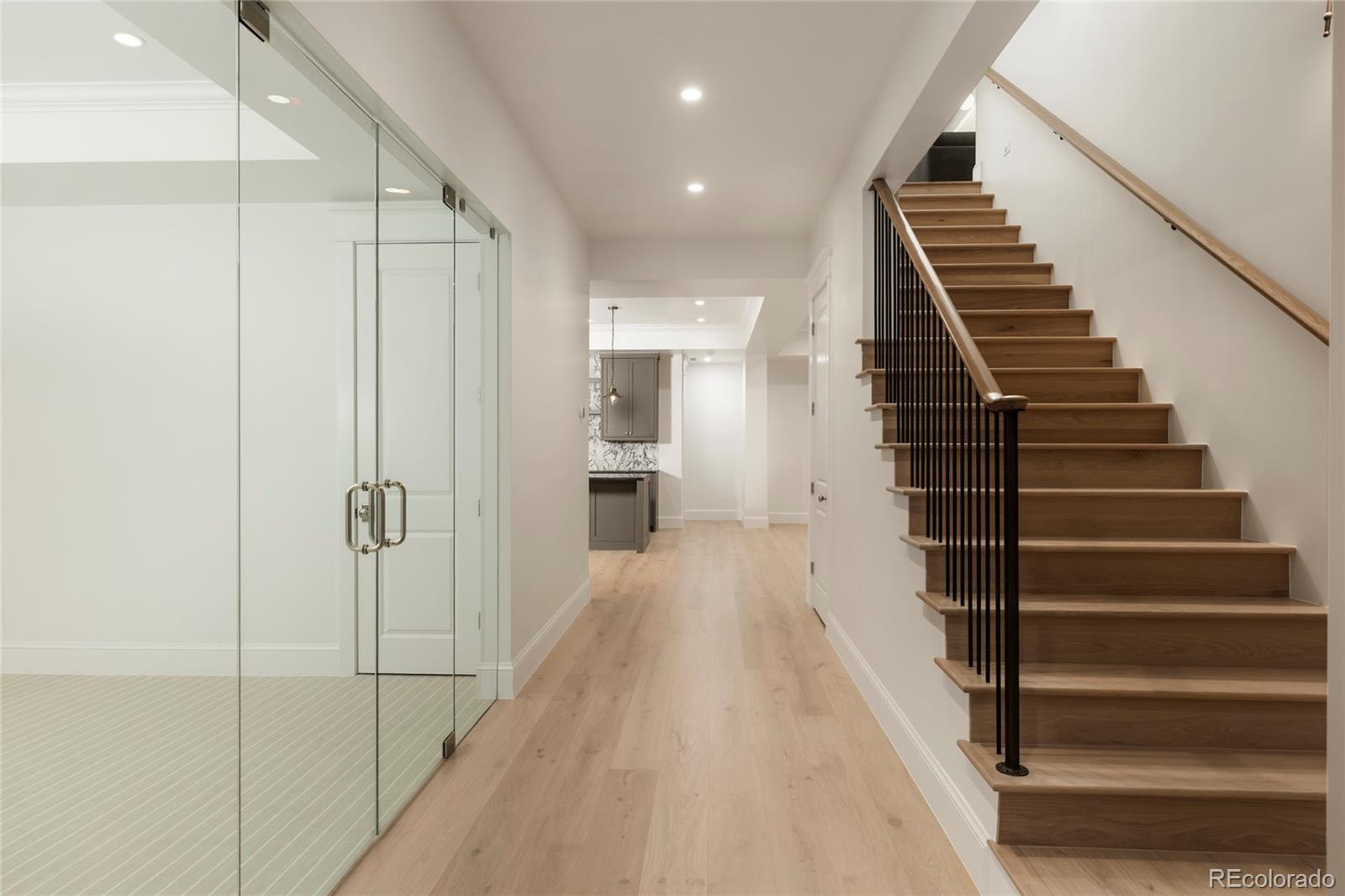 MLS Image #33 for 2400 s monroe street,denver, Colorado