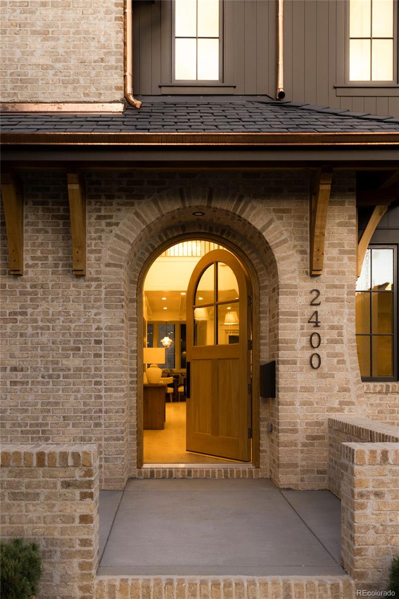 MLS Image #5 for 2400 s monroe street,denver, Colorado