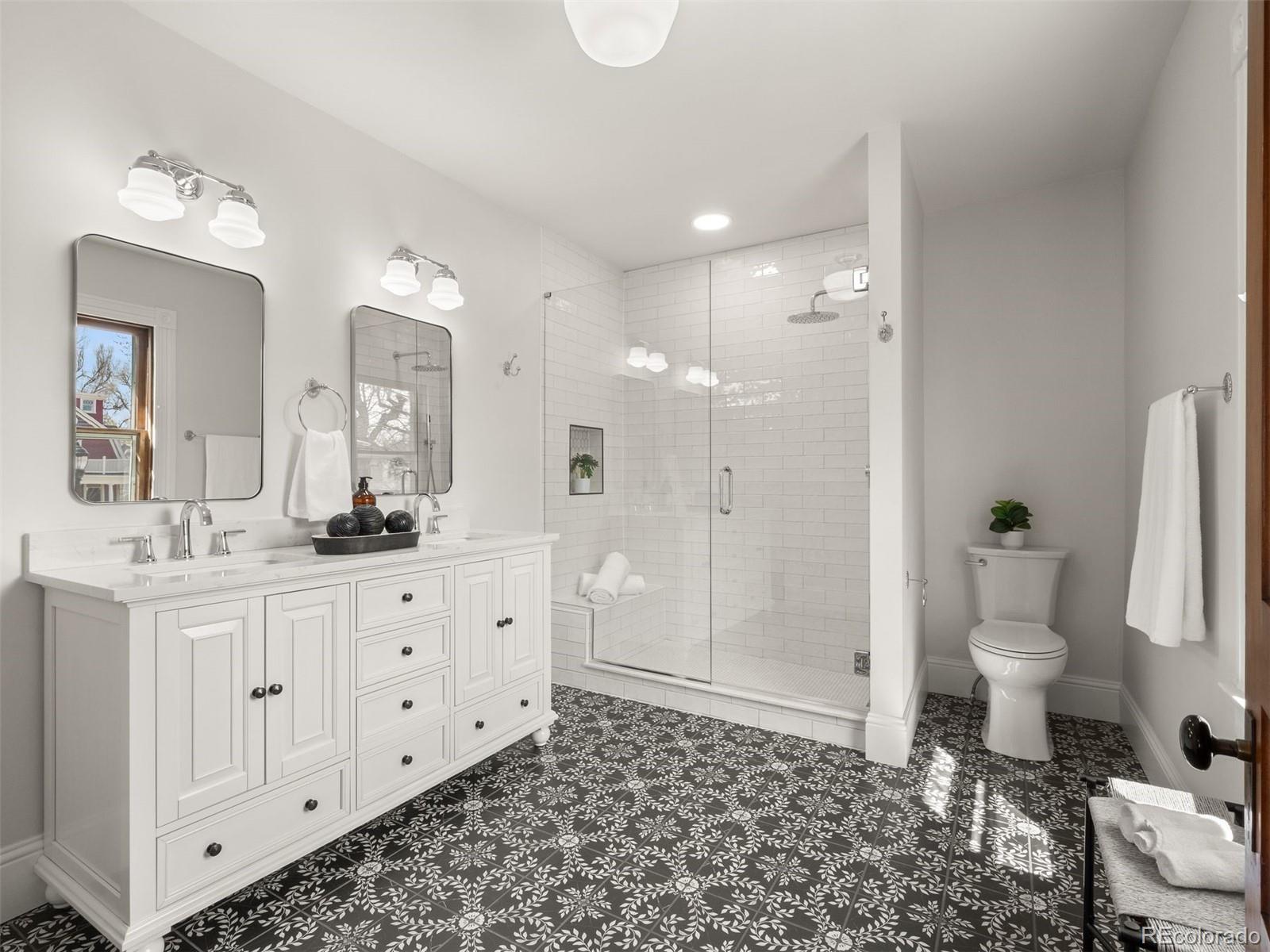 MLS Image #11 for 1512 n tejon street,colorado springs, Colorado
