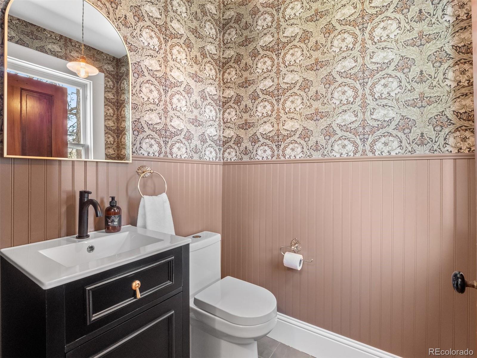MLS Image #5 for 1512 n tejon street,colorado springs, Colorado