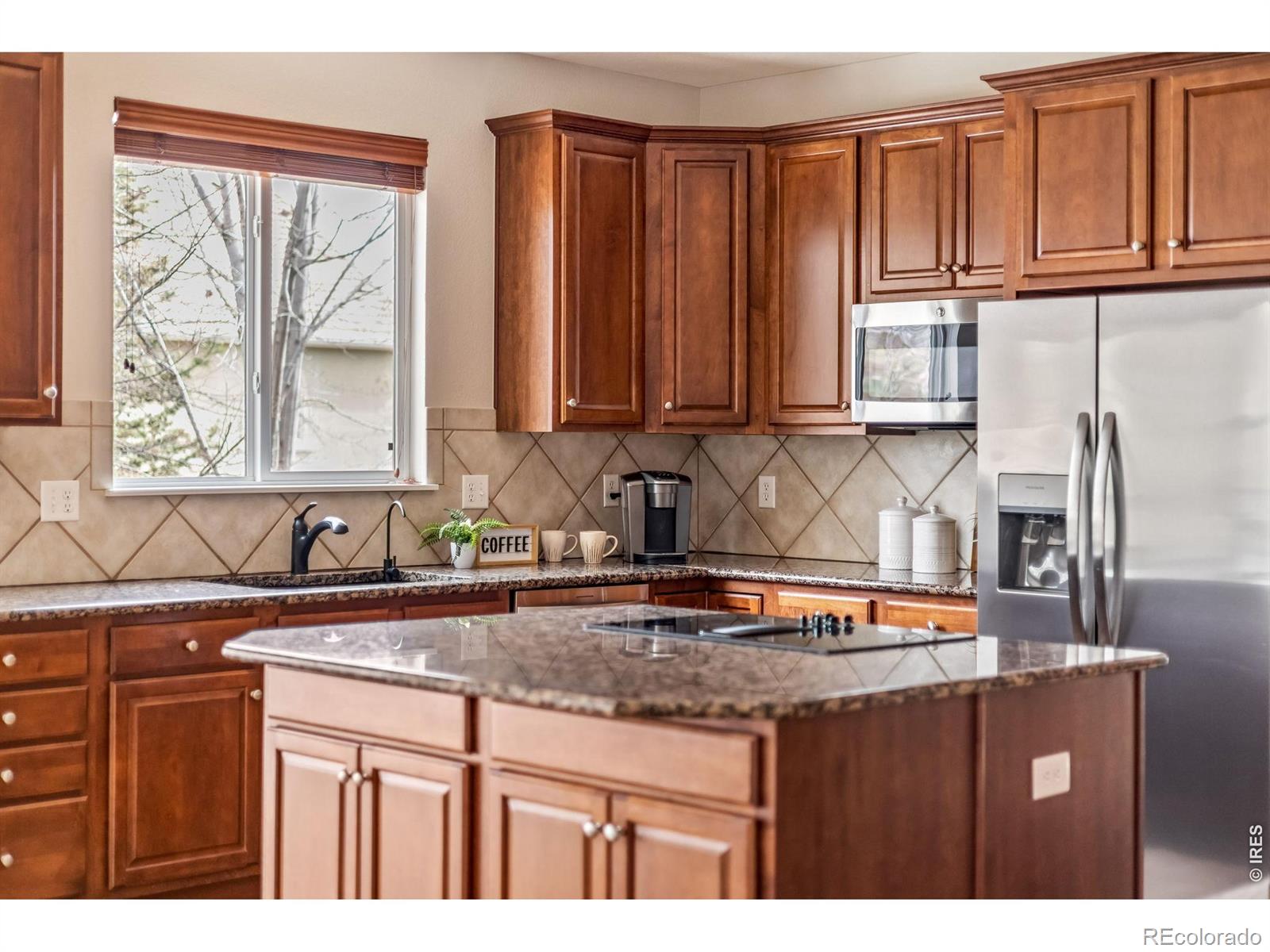 MLS Image #3 for 13774  sagar drive,broomfield, Colorado