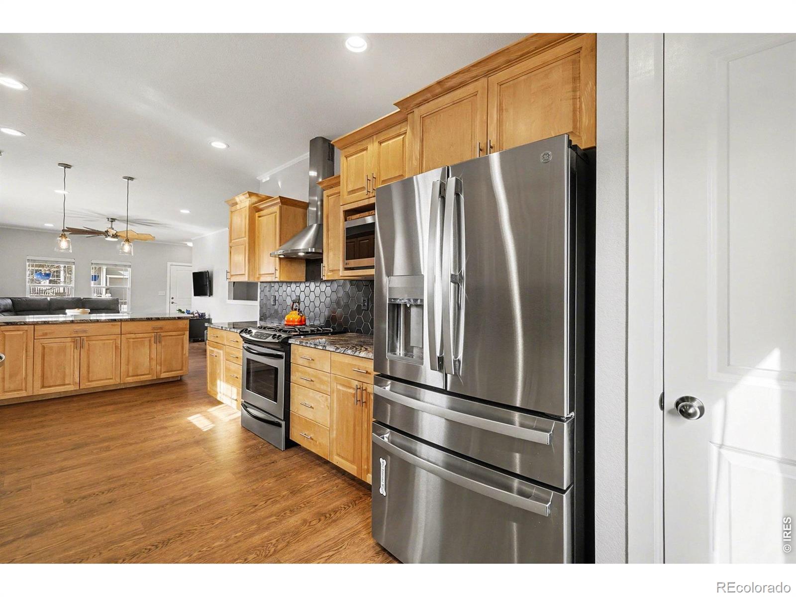 MLS Image #11 for 844  cliffrose way,severance, Colorado