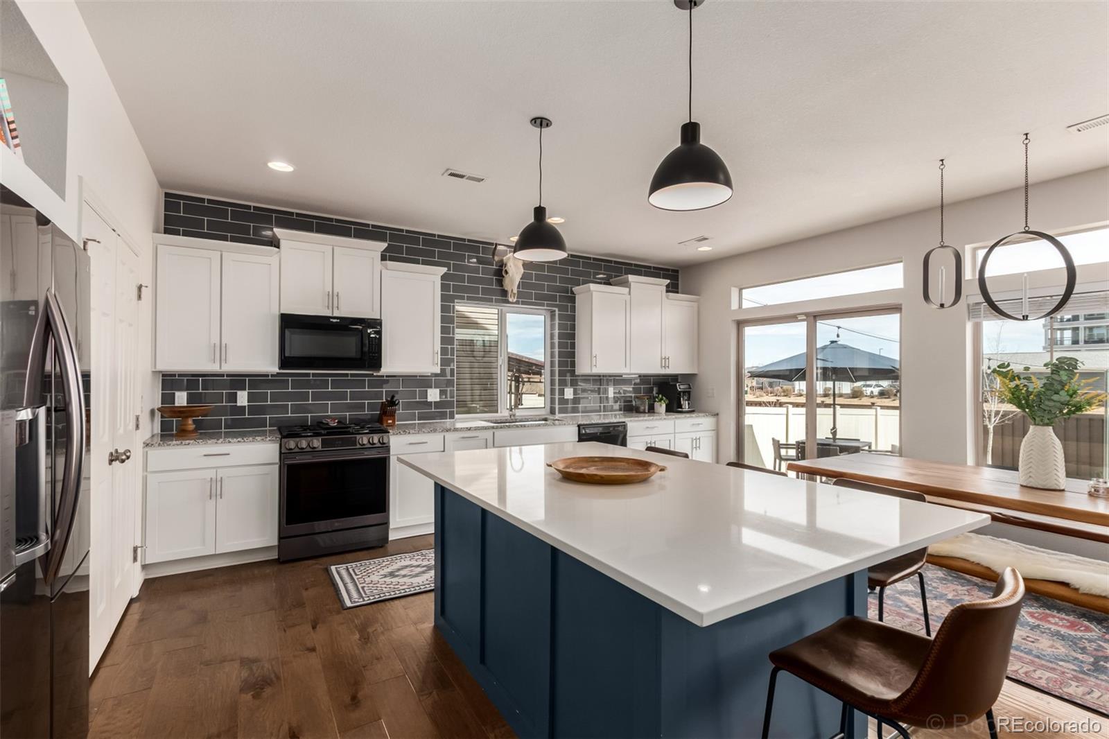 MLS Image #12 for 5392  walden court,denver, Colorado