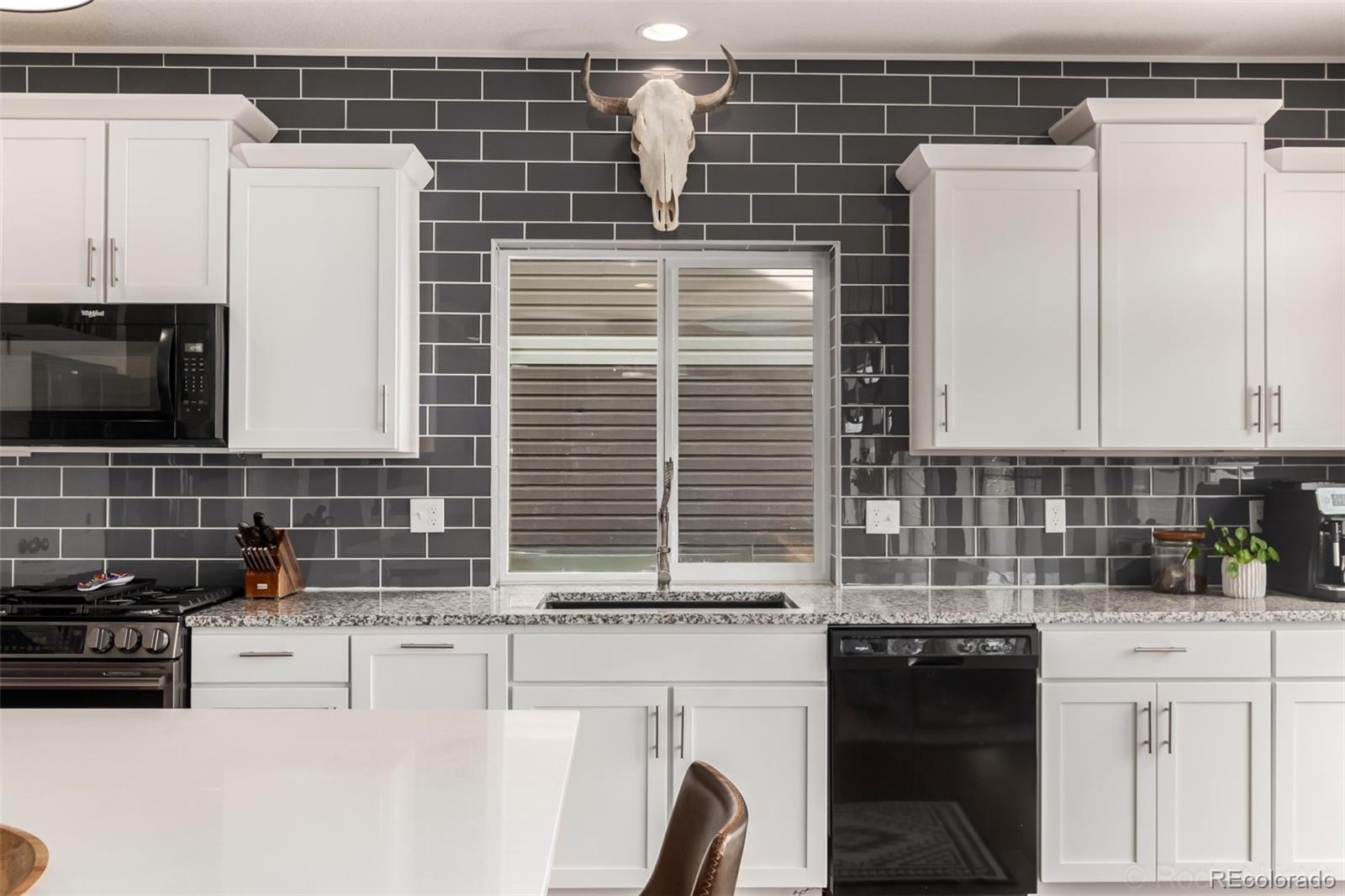 MLS Image #13 for 5392  walden court,denver, Colorado